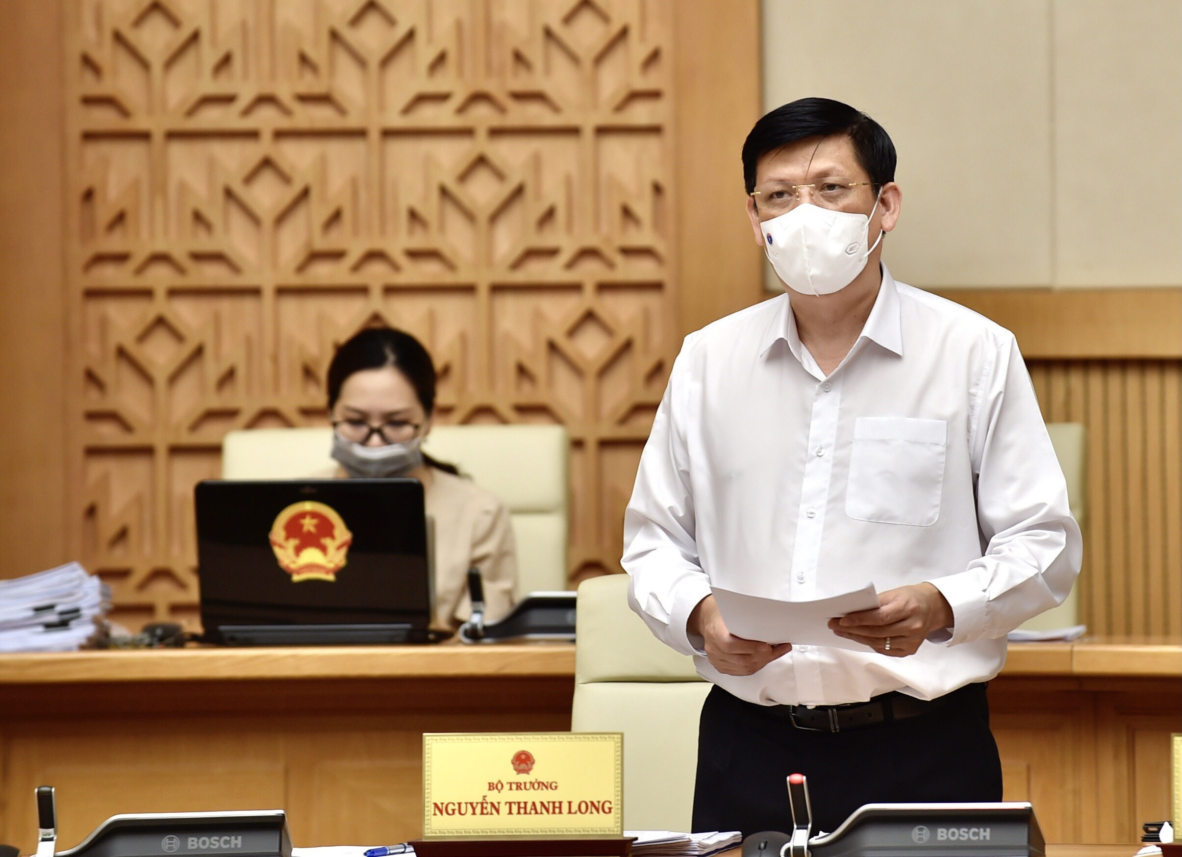 Chinh phu nghe bao cao ve tinh hinh dich Covid-19 anh 5