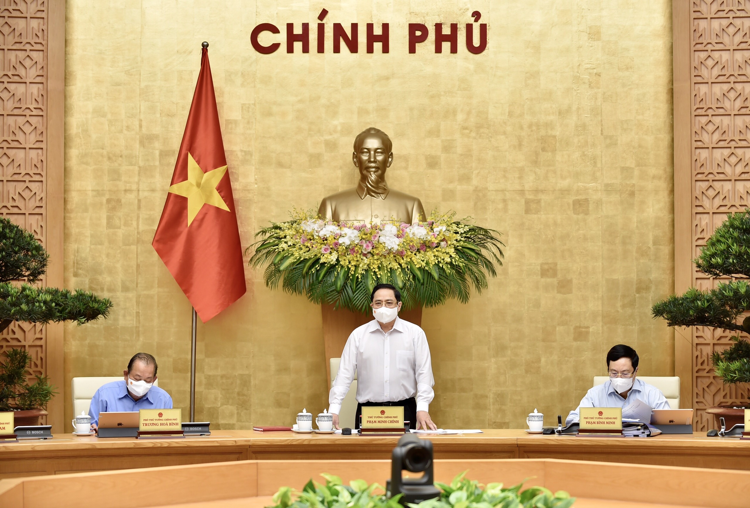 Chinh phu nghe bao cao ve tinh hinh dich Covid-19 anh 6