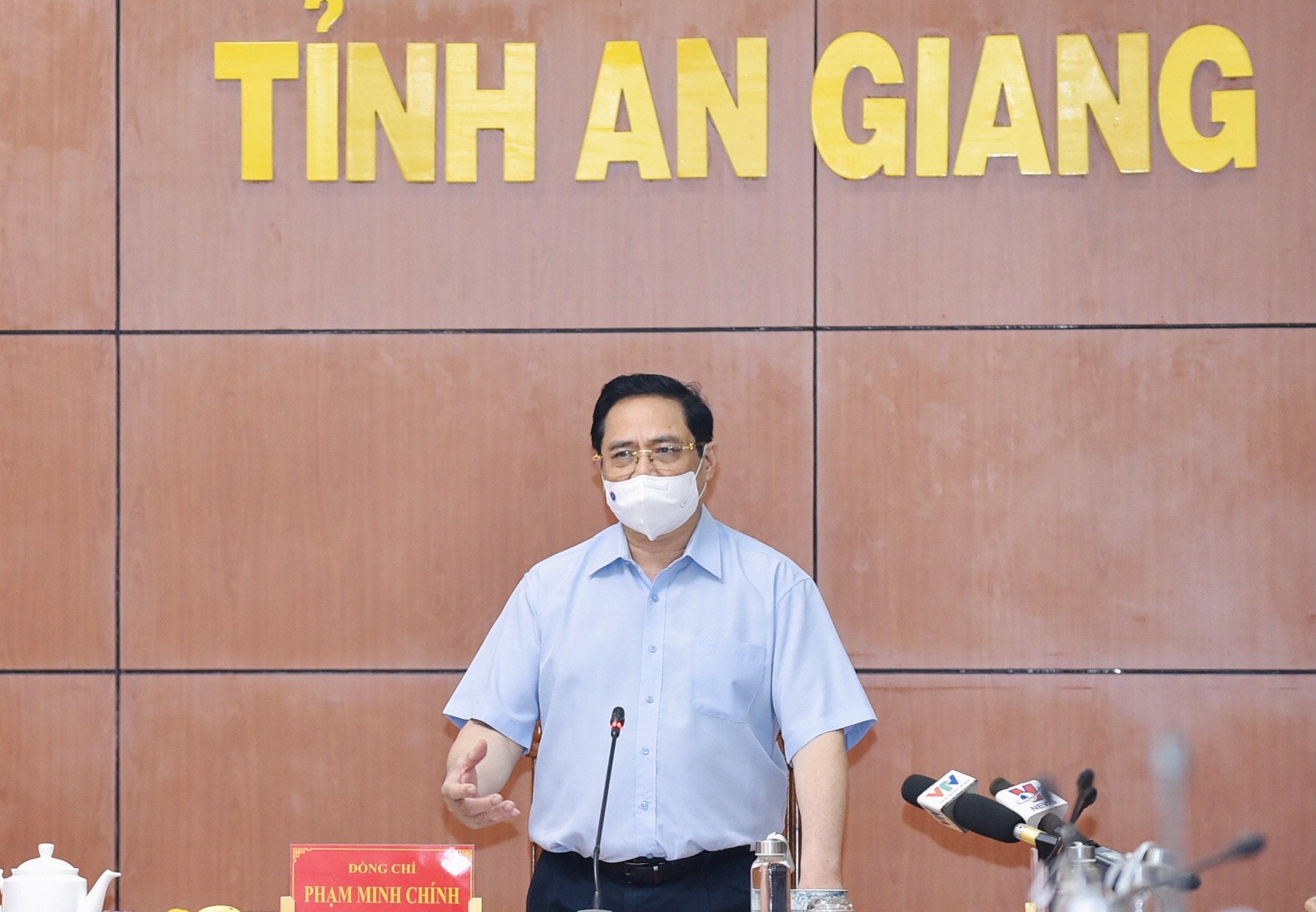 Lay lan dich benh anh 1