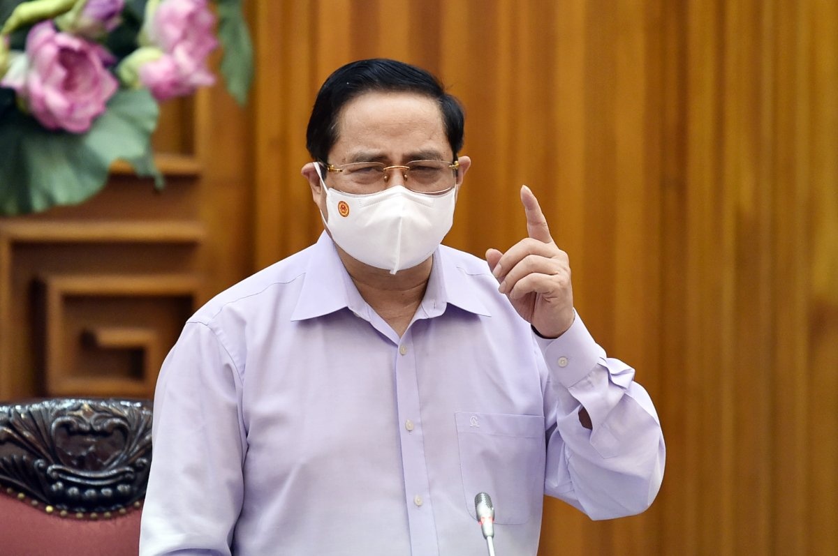 Thu tuong chi dao lam ro vu ‘tiem vaccine khong can dang ky' hinh anh