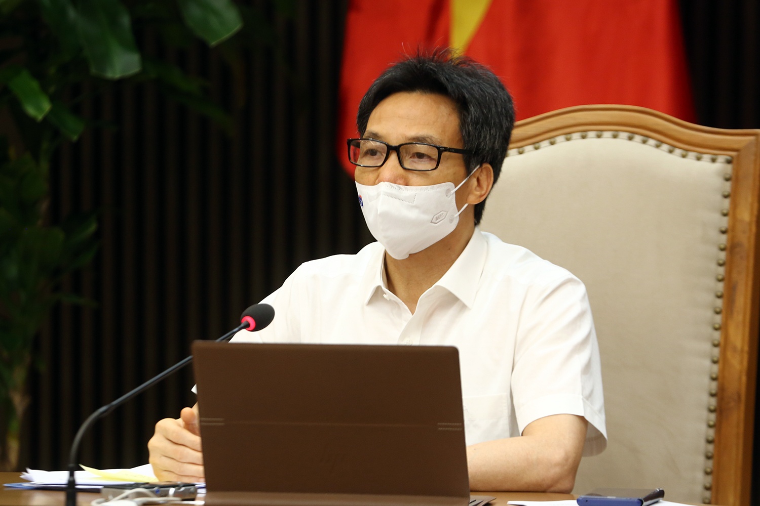 Pho thu tuong: 'Thi diem cach ly F1 tai nha, giam sat bang cong nghe' hinh anh