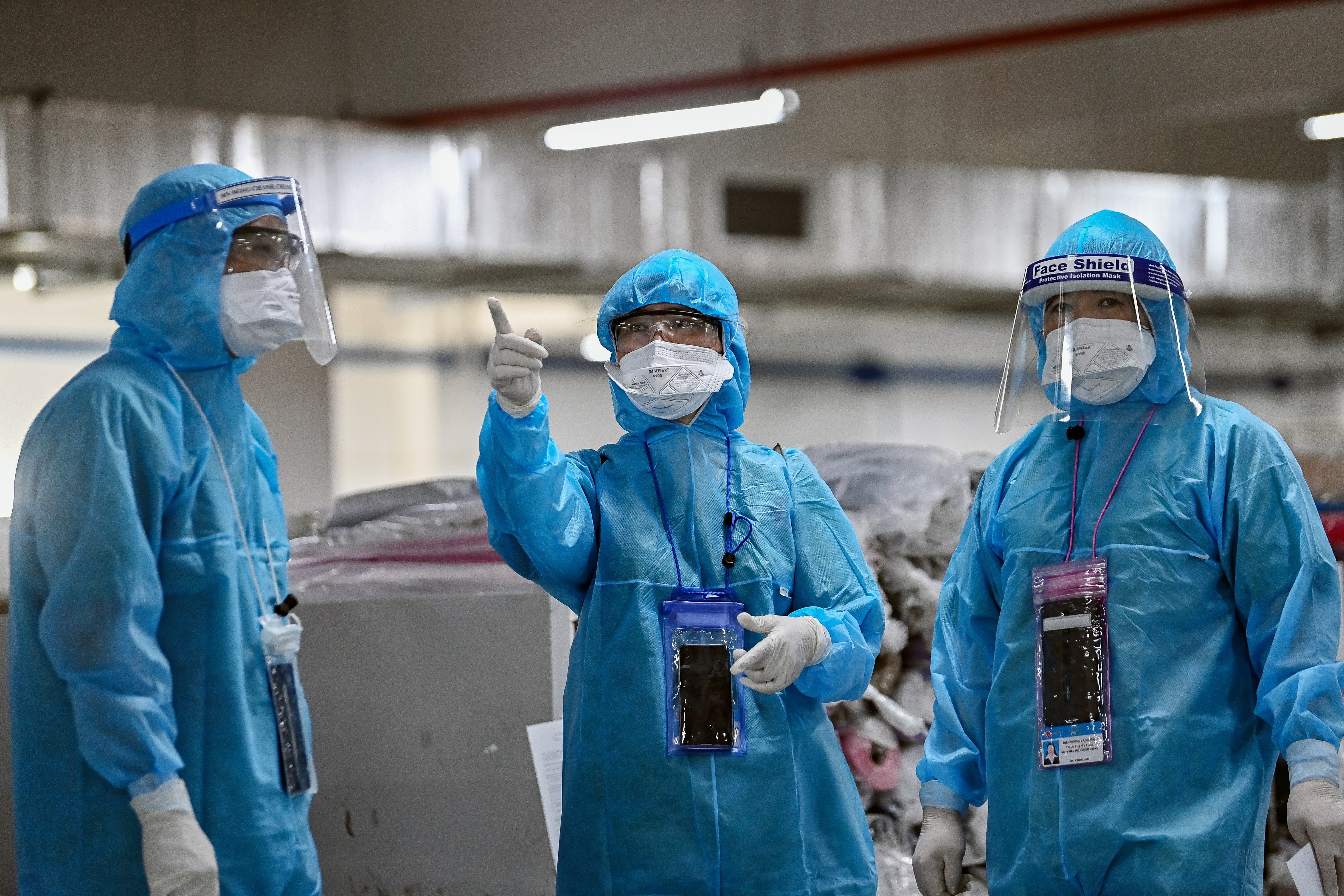 'Kien quyet dung hoat dong cac KCN khong dam bao an toan phong dich' hinh anh