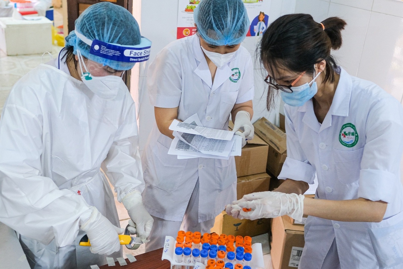 Bac Giang xin cap bo sung kinh phi chong dich hinh anh