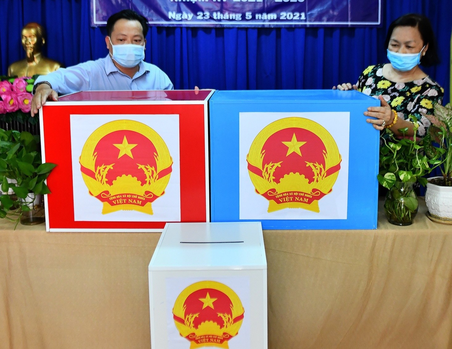 Tong Thu ky Quoc hoi: 'Viec kiem phieu se cong tam, minh bach' hinh anh