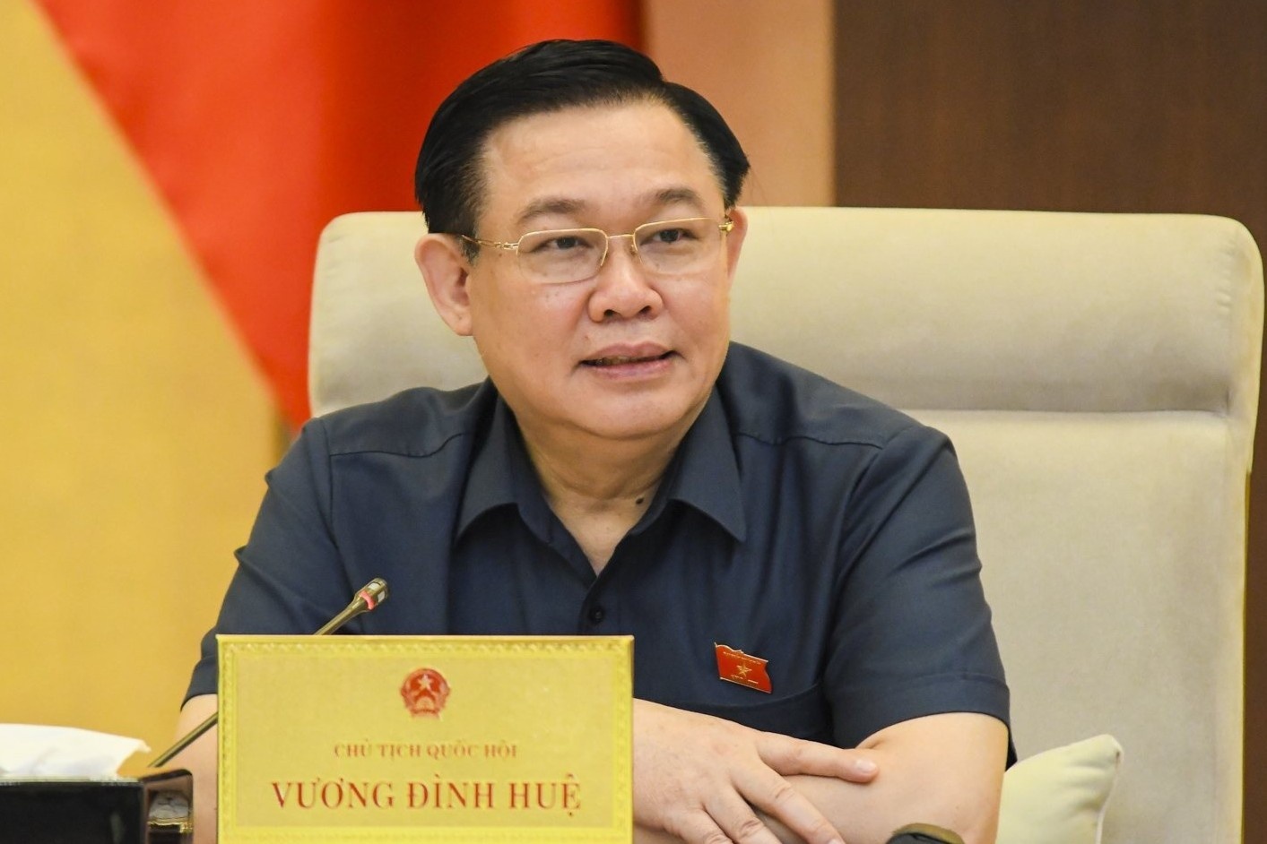 Chu tich Quoc hoi phe binh viec cham chuan bi ho so luat hinh anh