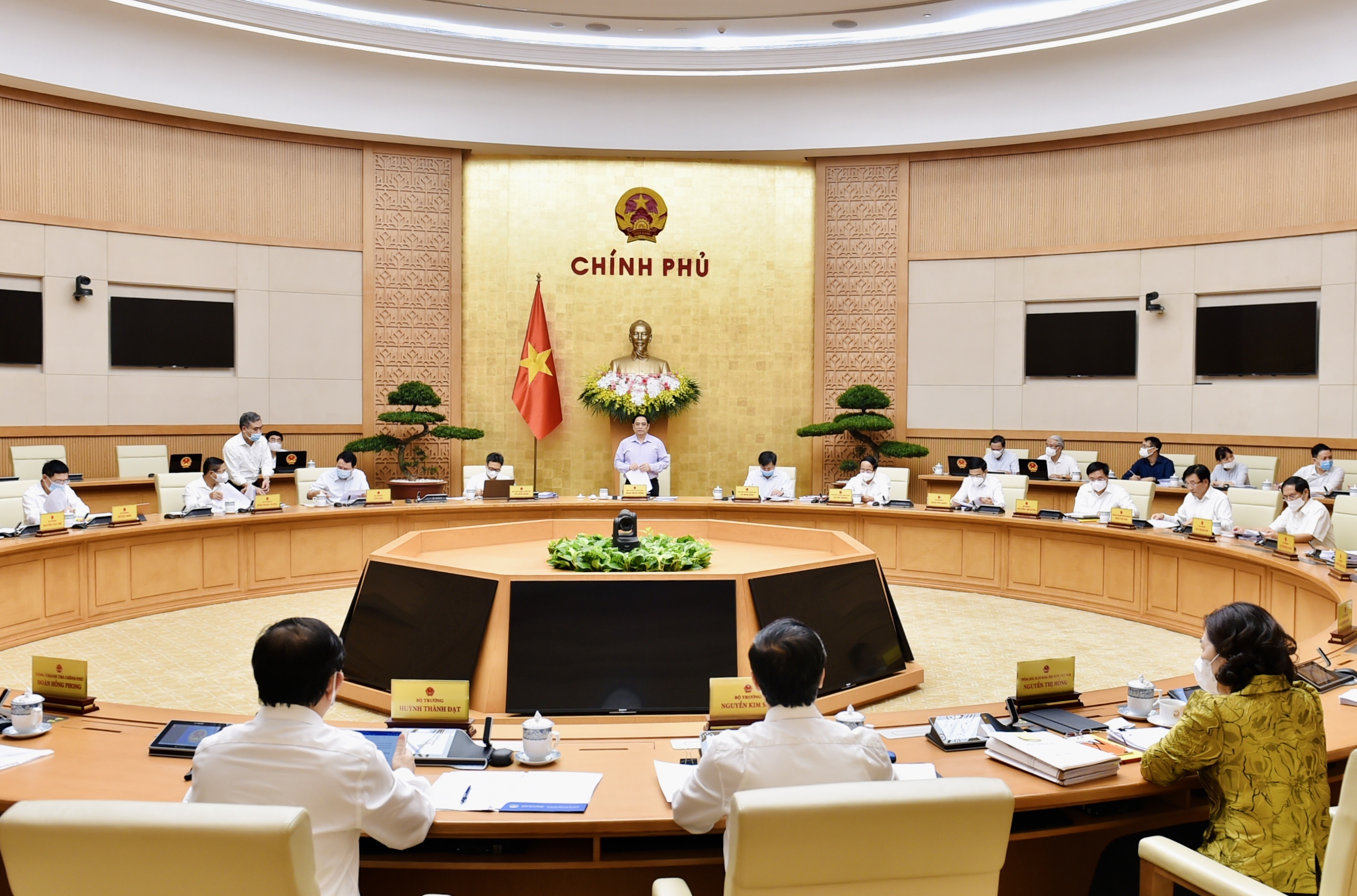 Thu tuong don doc nhiem vu xay dung phap luat anh 2