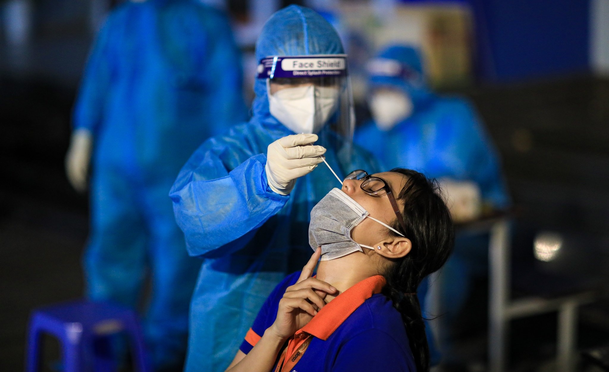 2 diem cot tu trong chong dich Covid-19 anh 2