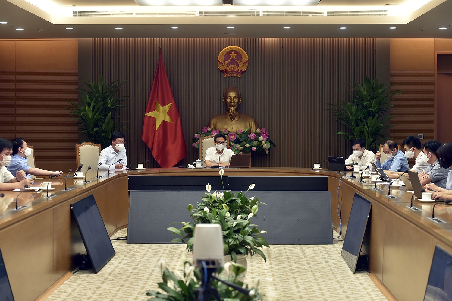 Pho thu tuong ban giai phap chong dich o Dong Nai anh 2