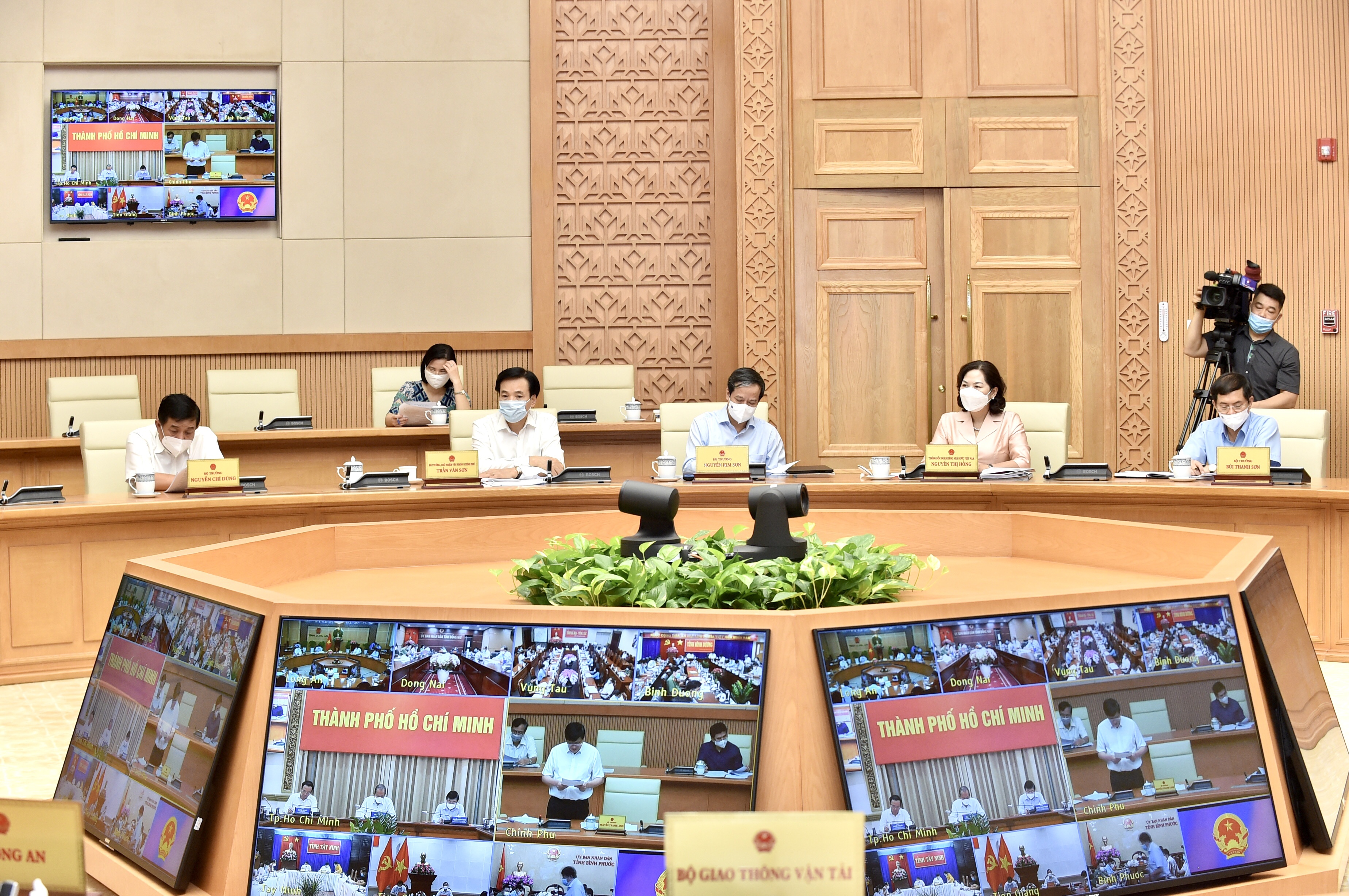 lung tung khi so ca benh tang nhanh anh 2