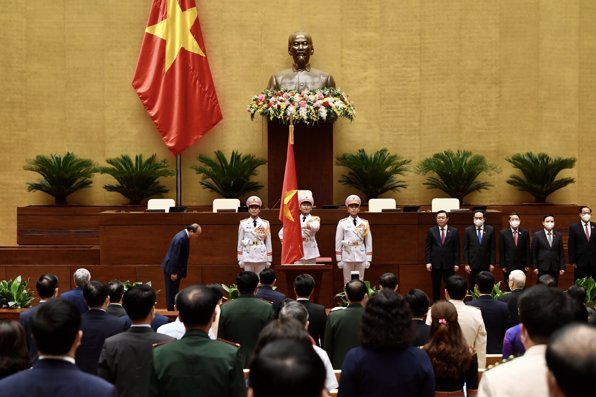 Chu tich nuoc Nguyen Xuan Phuc tuyen the anh 5