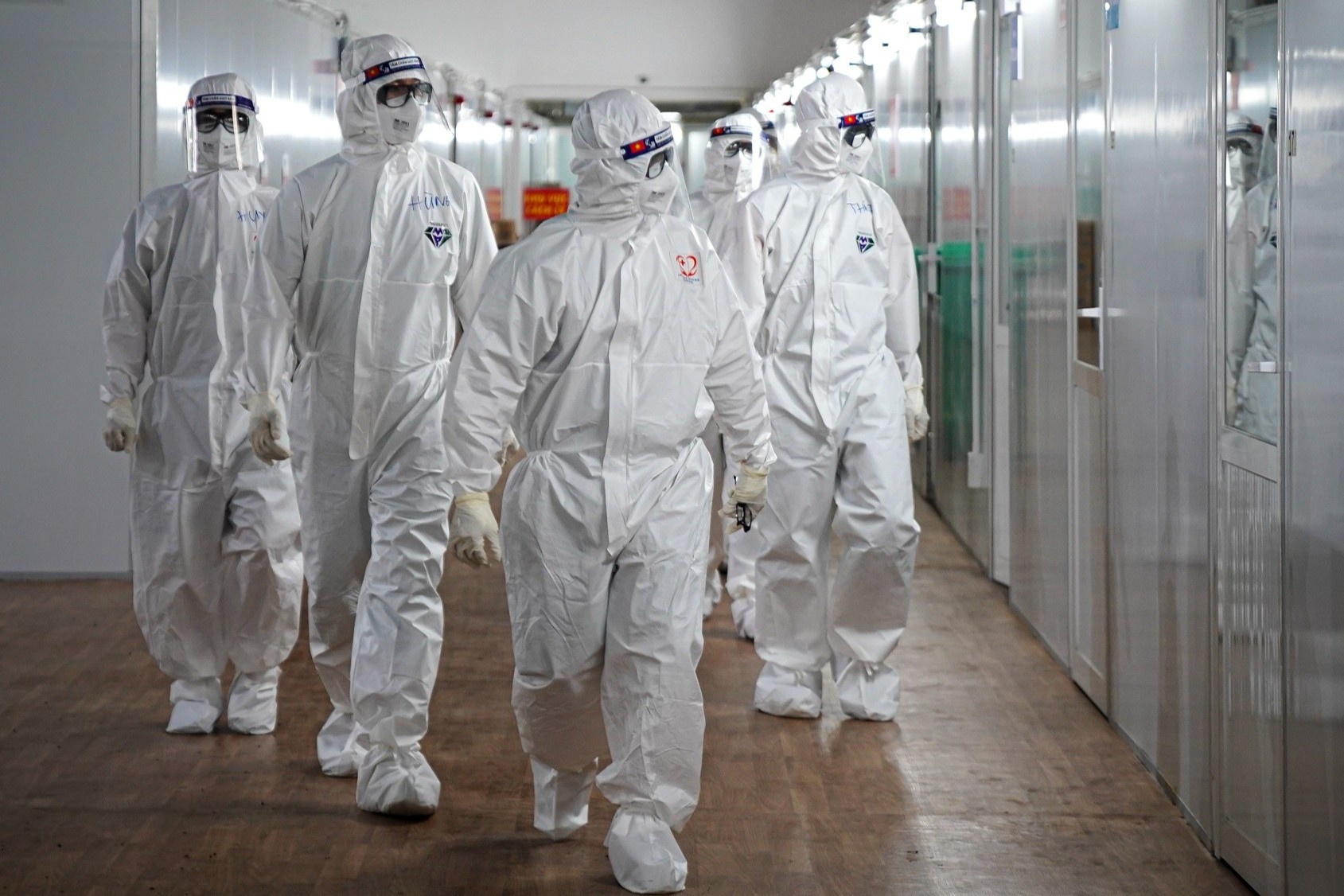 Thu tuong cung y, bac si tuyen dau chia se ve gan 600 ngay chong dich hinh anh