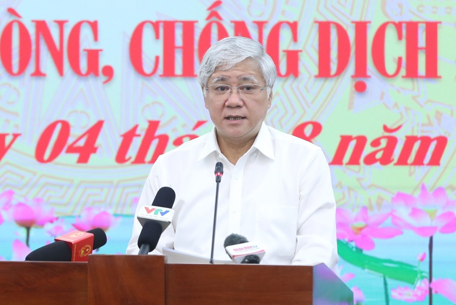 gan 3.000 y bac si chi vien cho TP.HCM chong dich anh 2