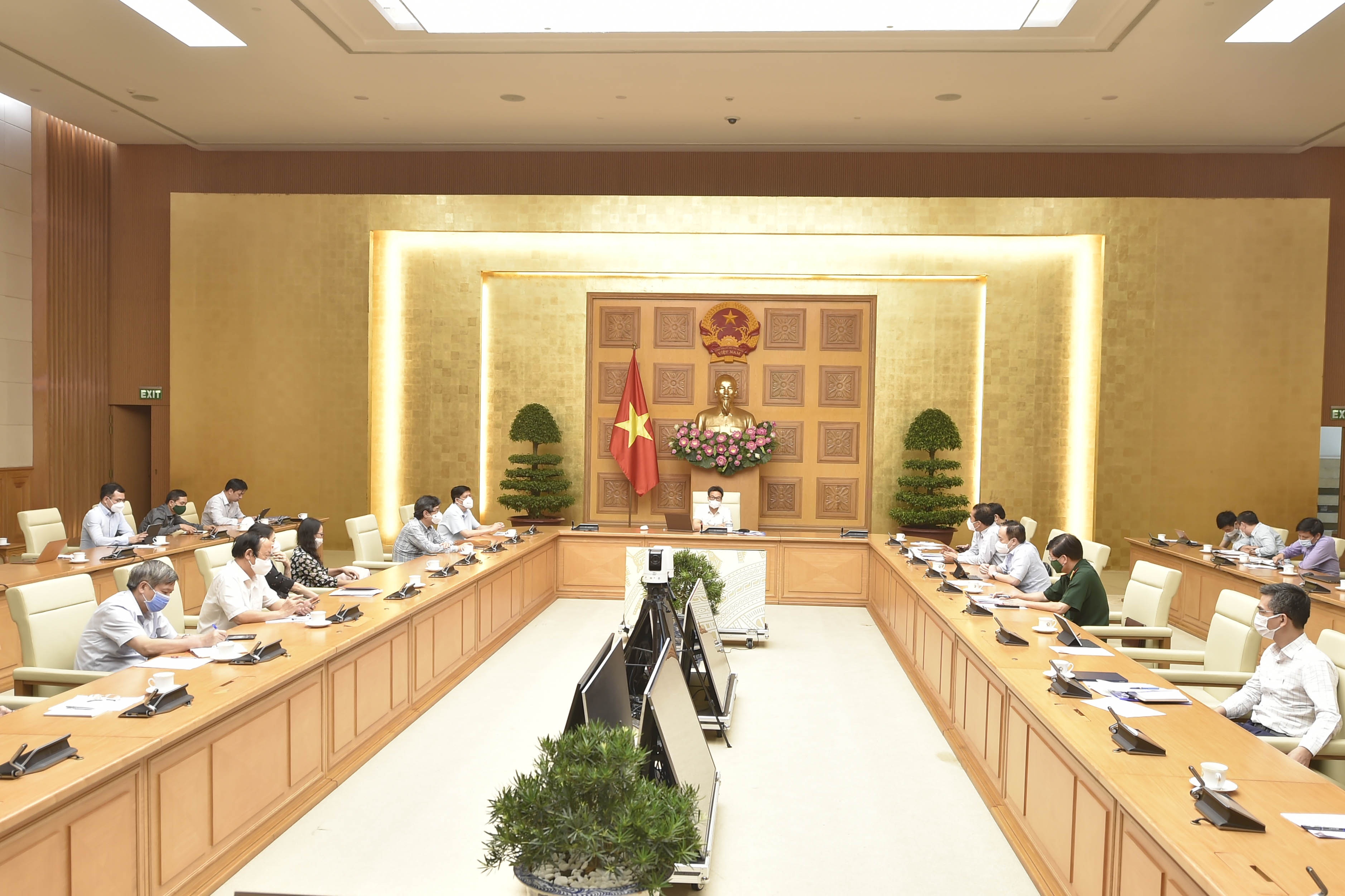 kinh nghiem dieu tri Covid-19 anh 1