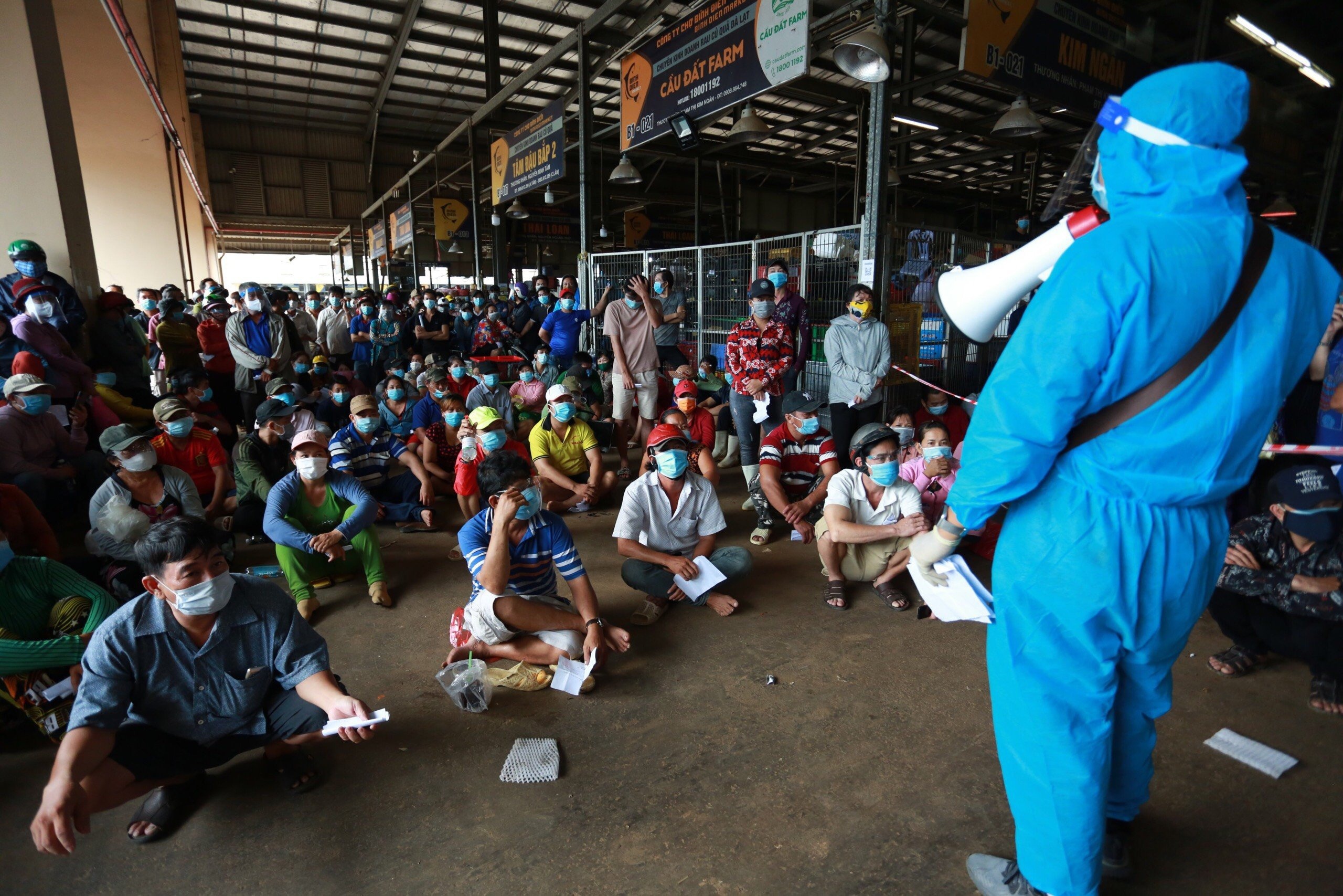 nghien cuu tiem vaccine dich vu,  khong  xet  nghiem dien rong anh 2