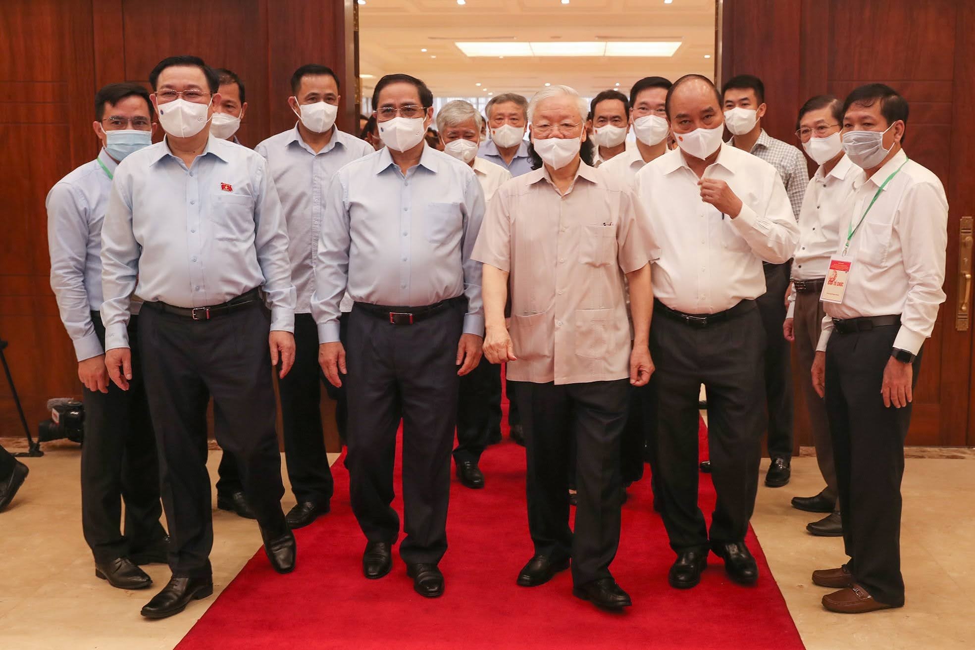 Tong bi thu Nguyen Phu Trong noi khong duoc mi dan anh 1