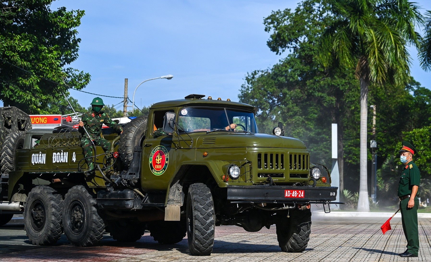 Y nghia cua viec huy dong quan doi giup TP.HCM chong dich hinh anh