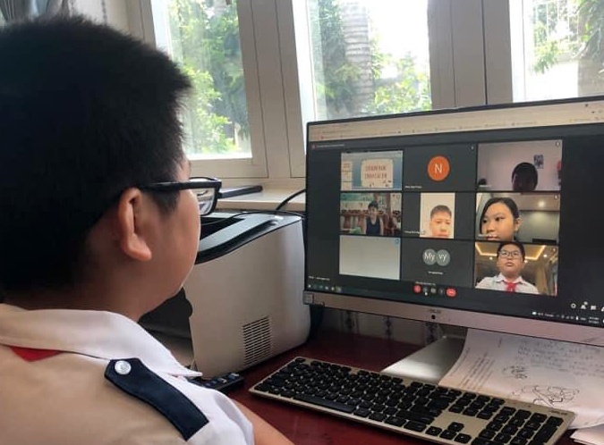 Toc do duong truyen la kho khan rat lon khi day hoc truc tuyen hinh anh