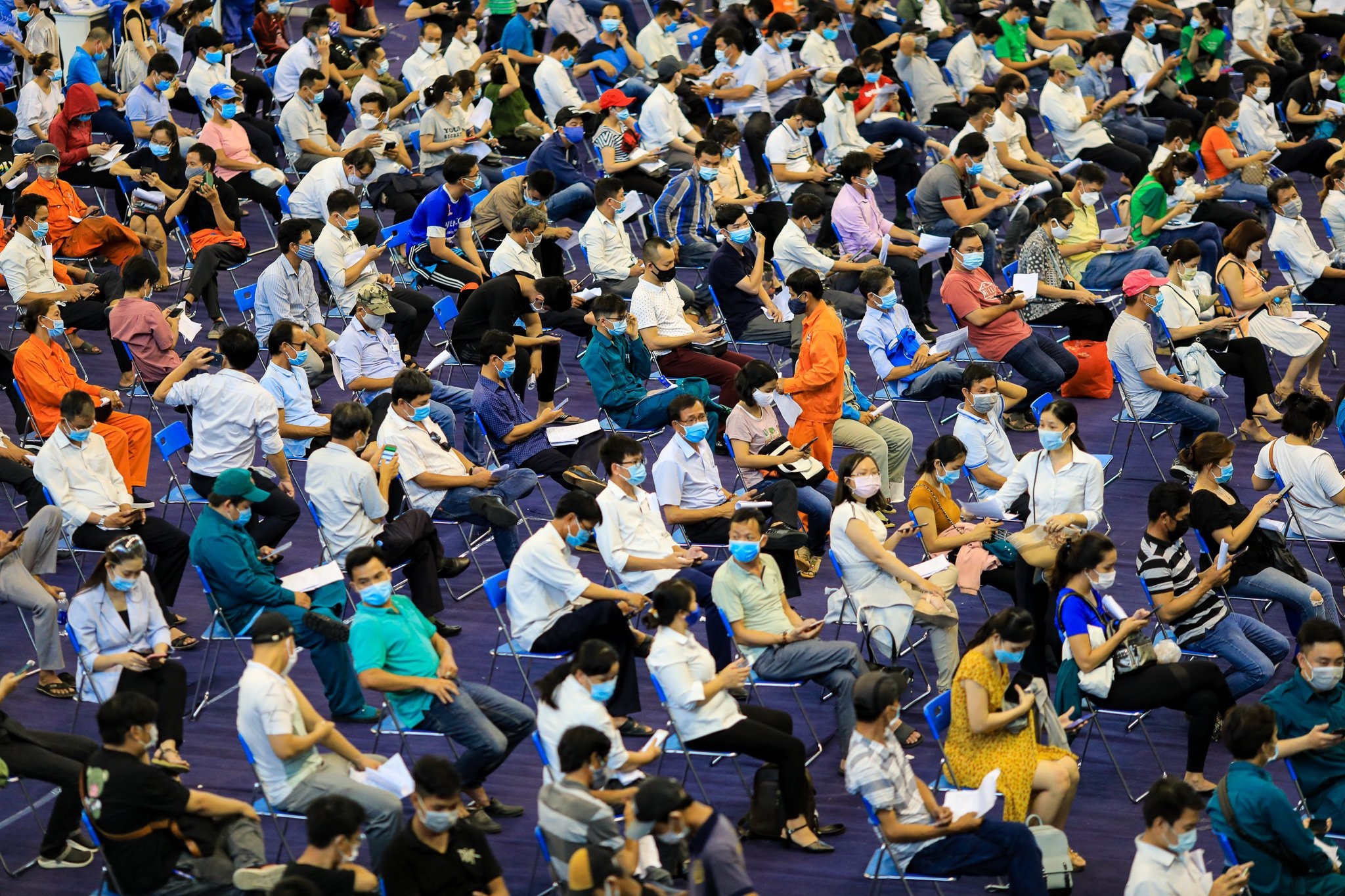 nhung dieu kien can dam bao khi TP.HCM mo cua thu,  an sinh,  dieu tri F0 tai nha,  tiem vaccine anh 3