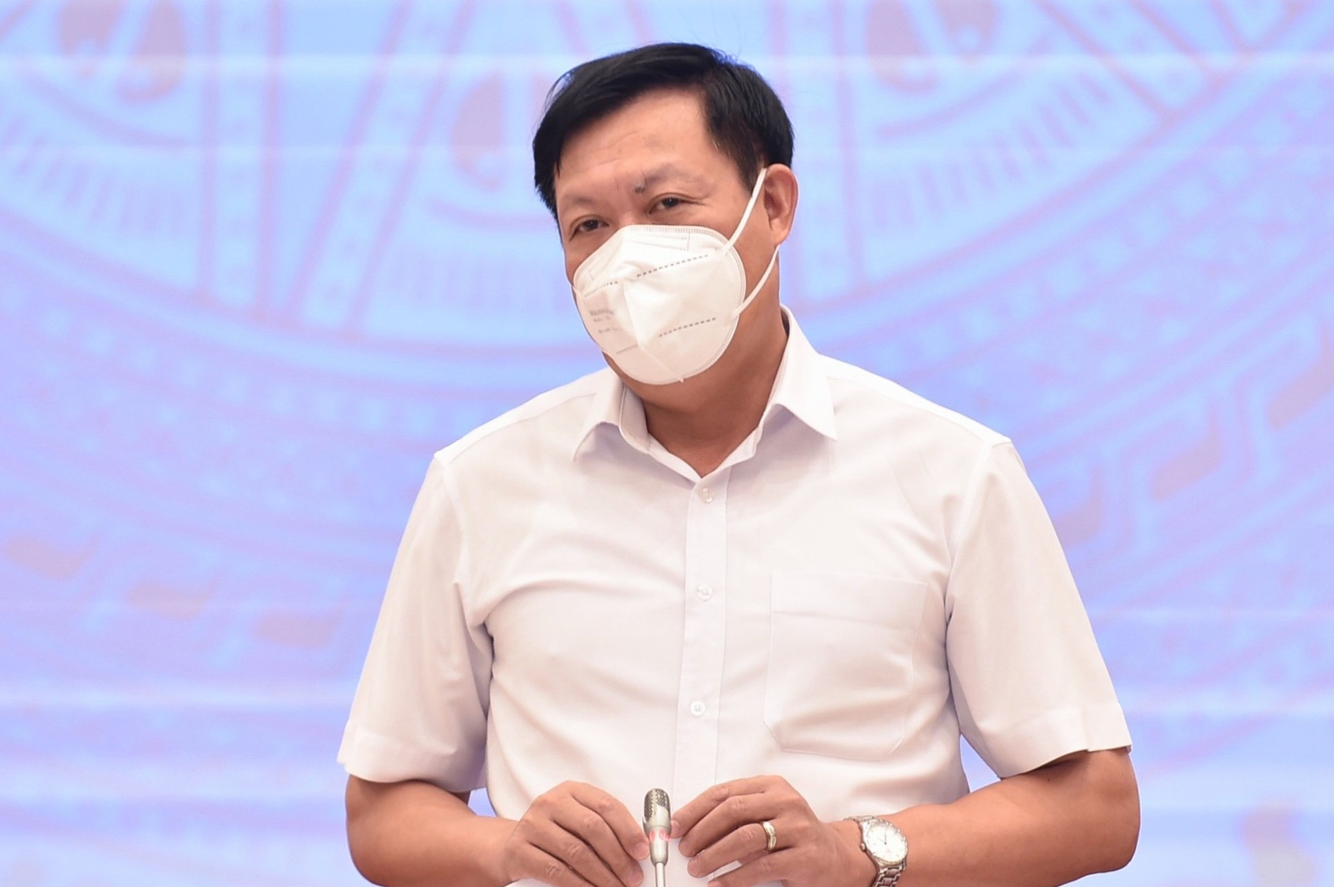 Thu truong Bo Y te: Nghien cuu sua doi, thay the Chi thi 15, 16 hinh anh