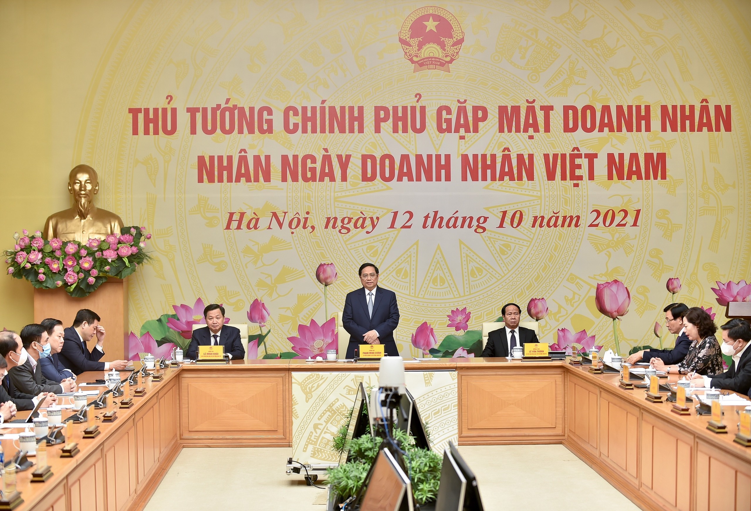 Thu tuong Pham Minh Chinh gap mat doanh nghiep anh 2