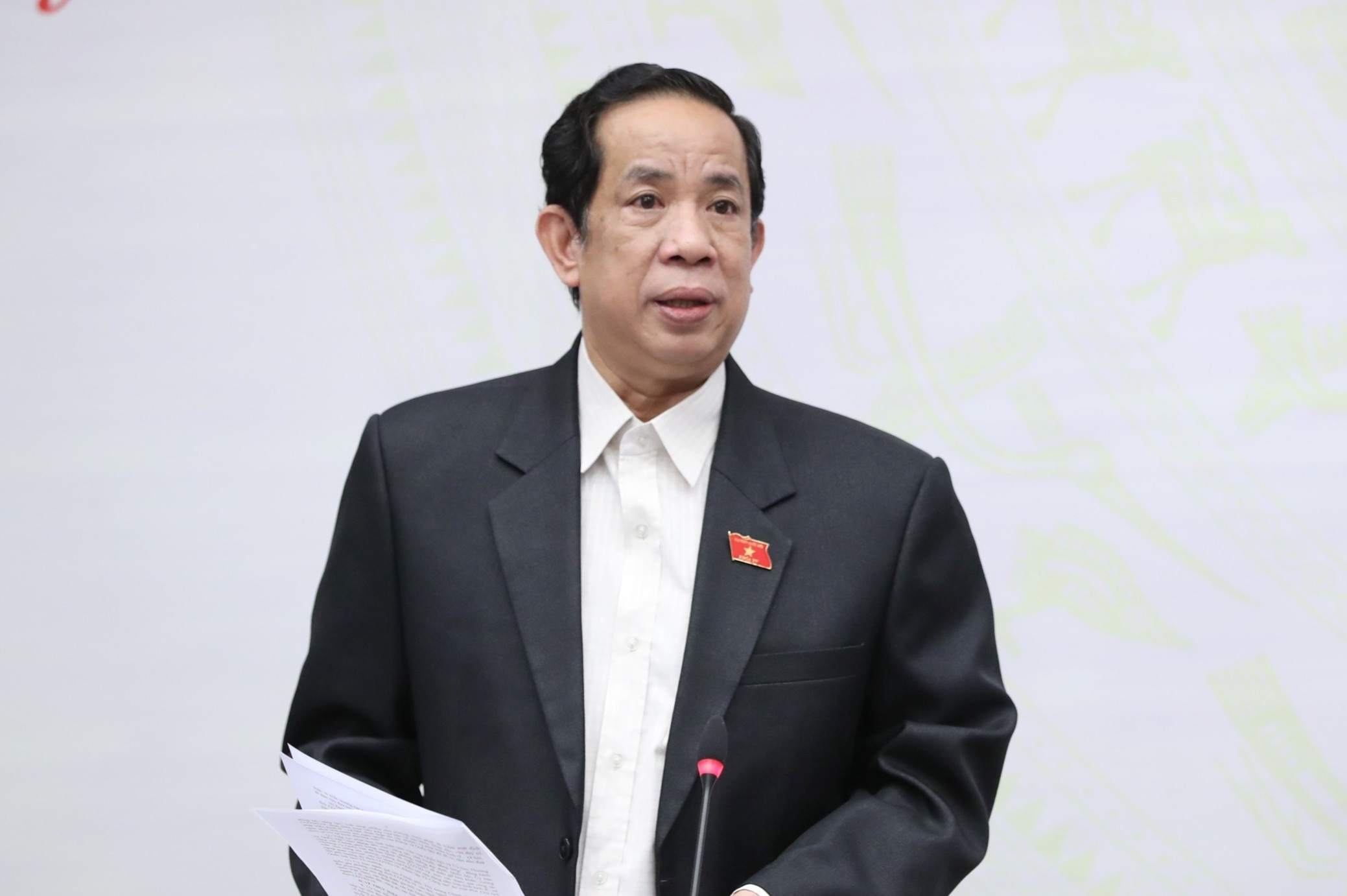 dan niem phong cua xe khong cho dan mo cua anh 1