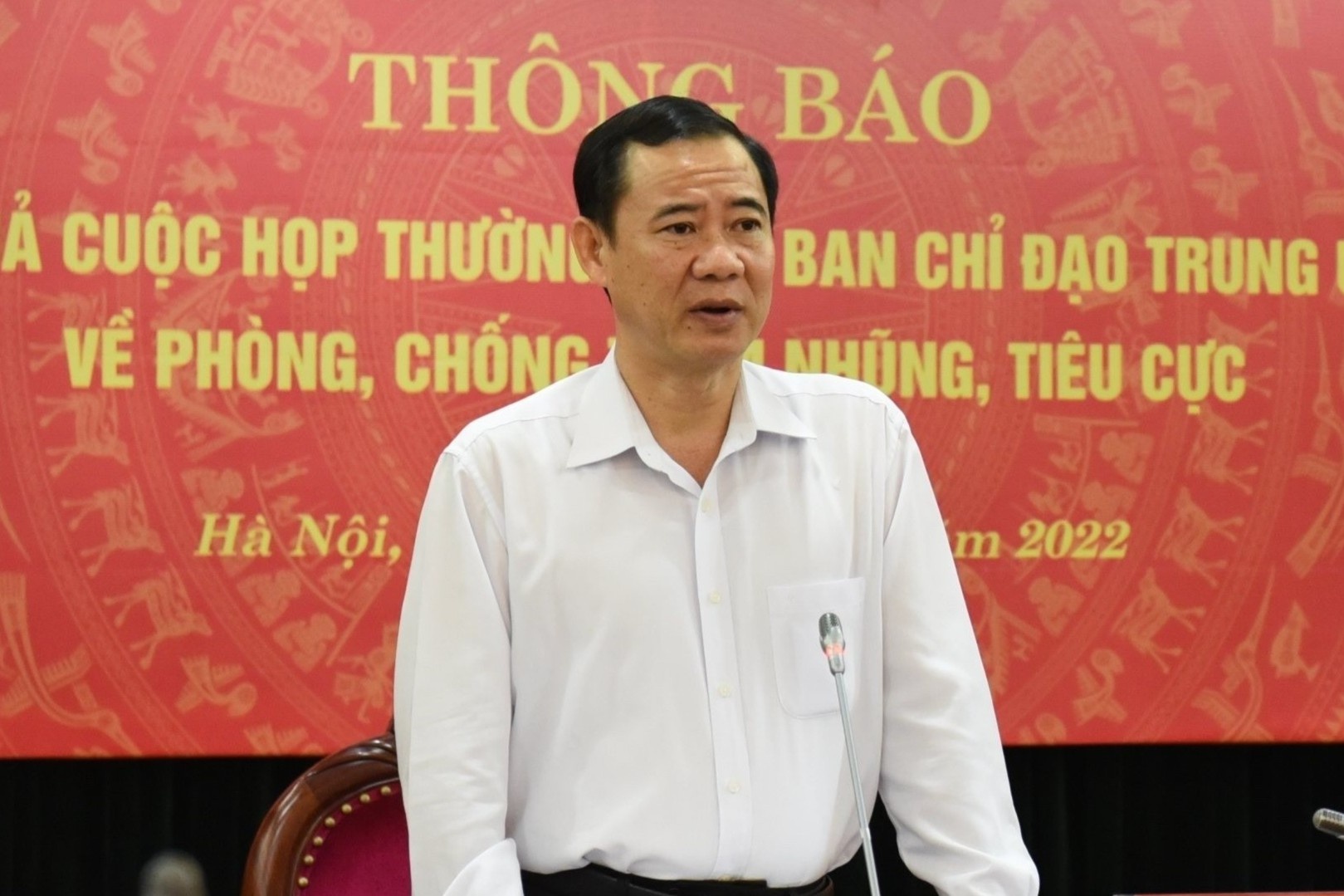 Chu tich AIC bo tron anh 2