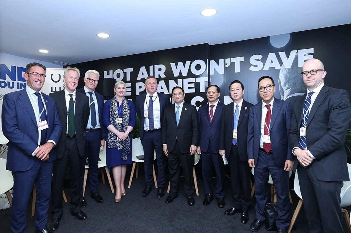 Thu tuong doi thoai voi lanh dao cac tap doan kinh te lon toan cau hinh anh