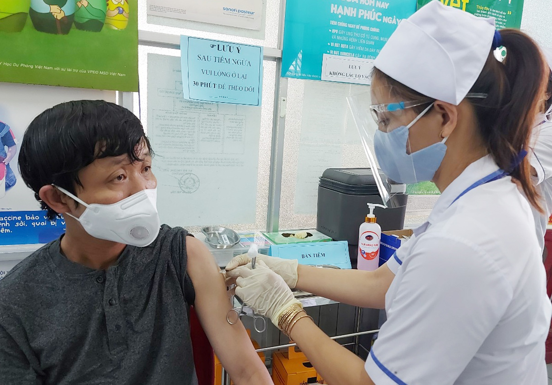 Van de nong cho don Bo truong Y te giai dap anh 2