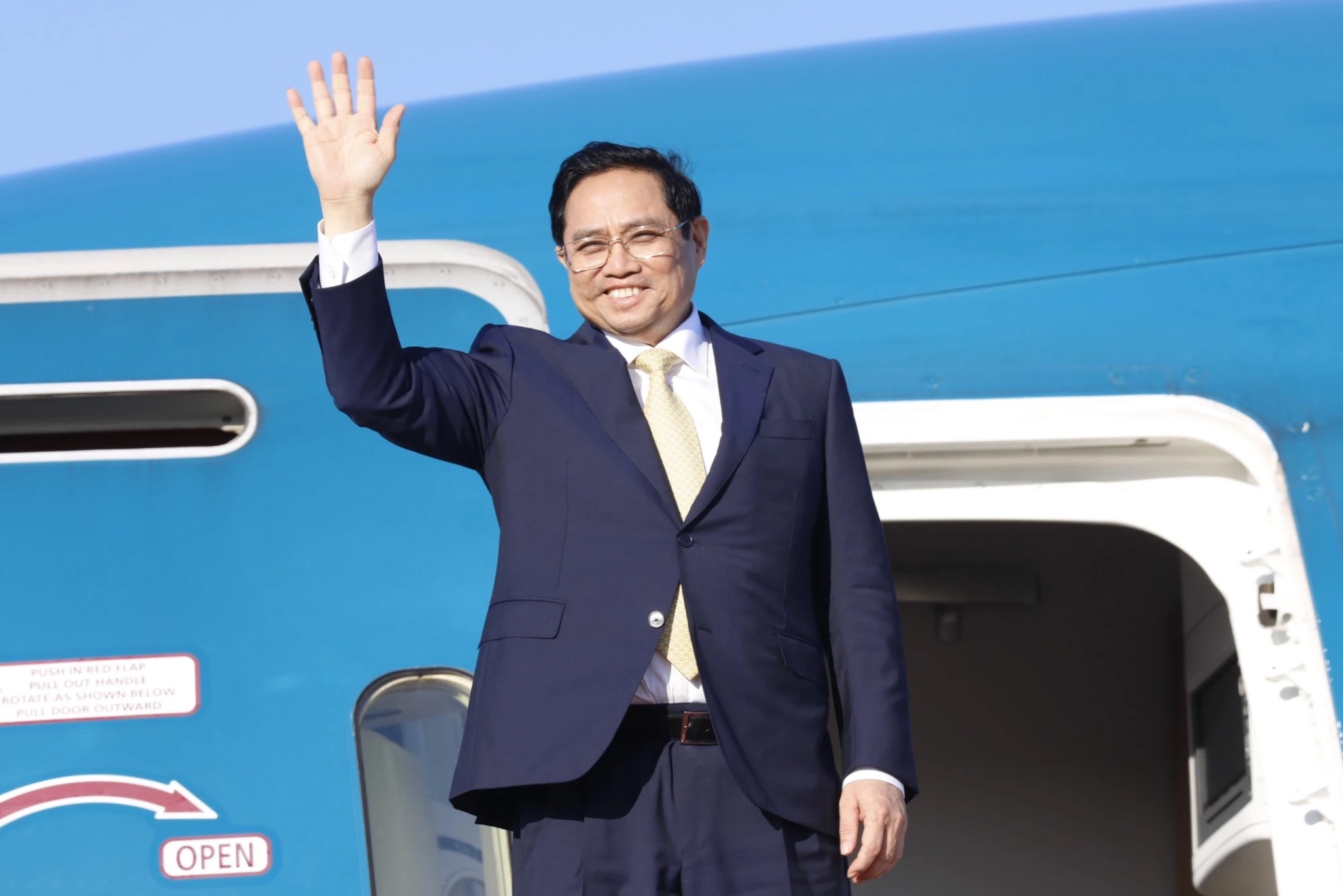 Viet Nam du kien mo lai cac duong bay quoc te vao dau thang 12 hinh anh