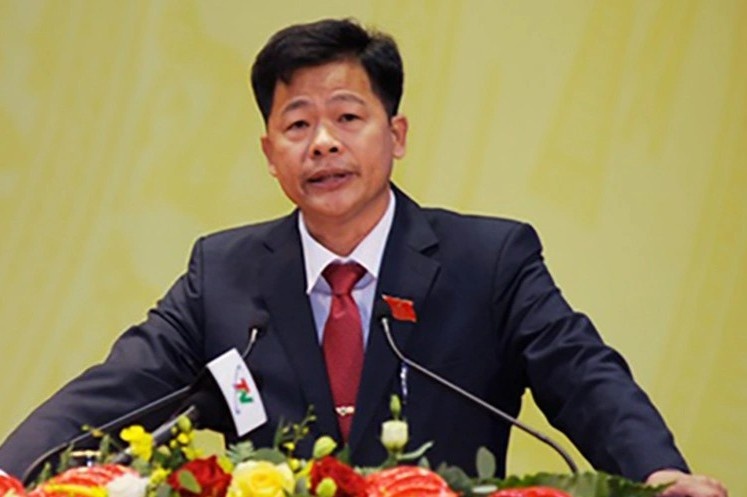 Ban Bi thu quyet dinh khai tru Dang hai can bo hinh anh