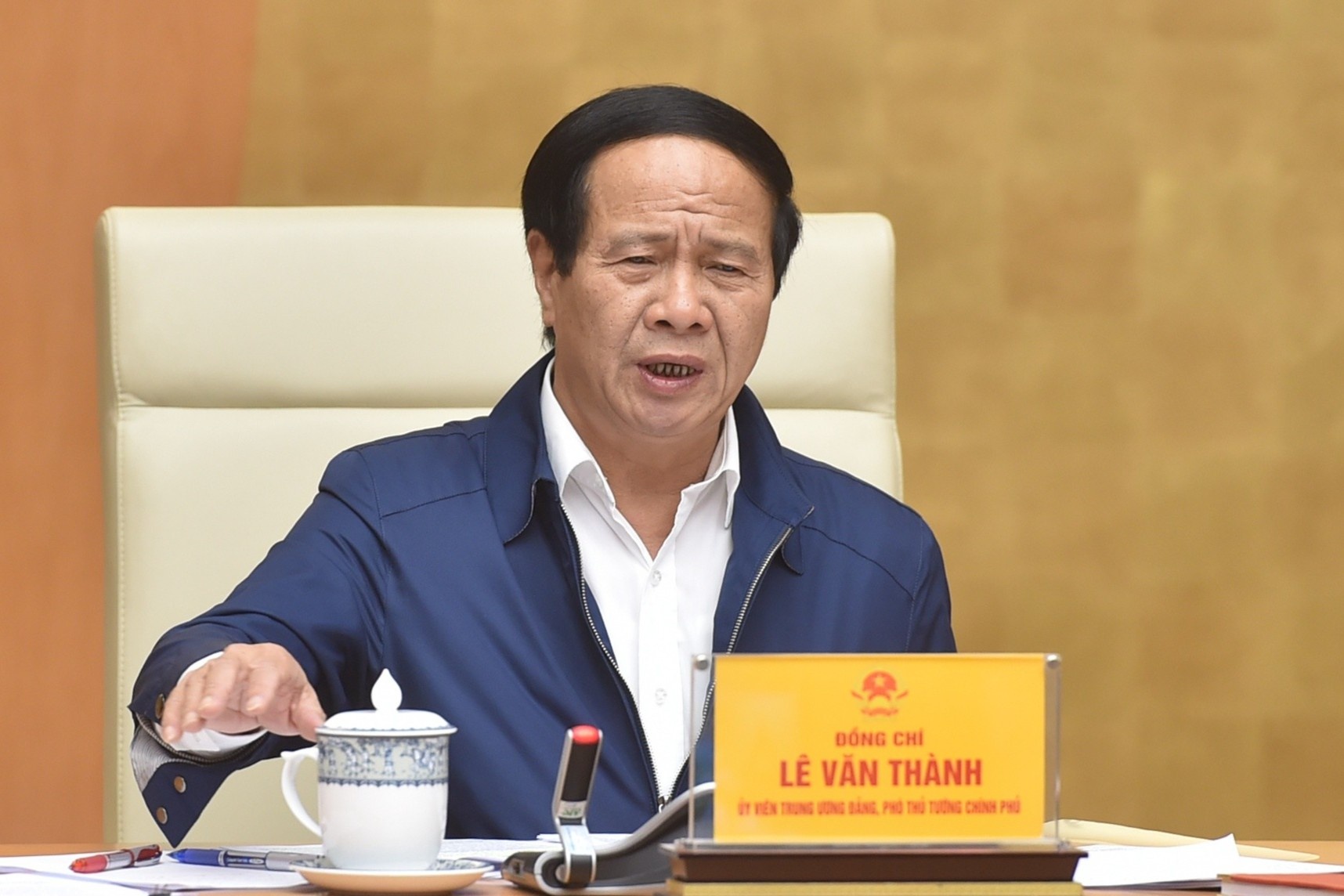 ‘Giai cuu’ hang hoa un u o cua khau bang duong sat,  duong bien anh 2