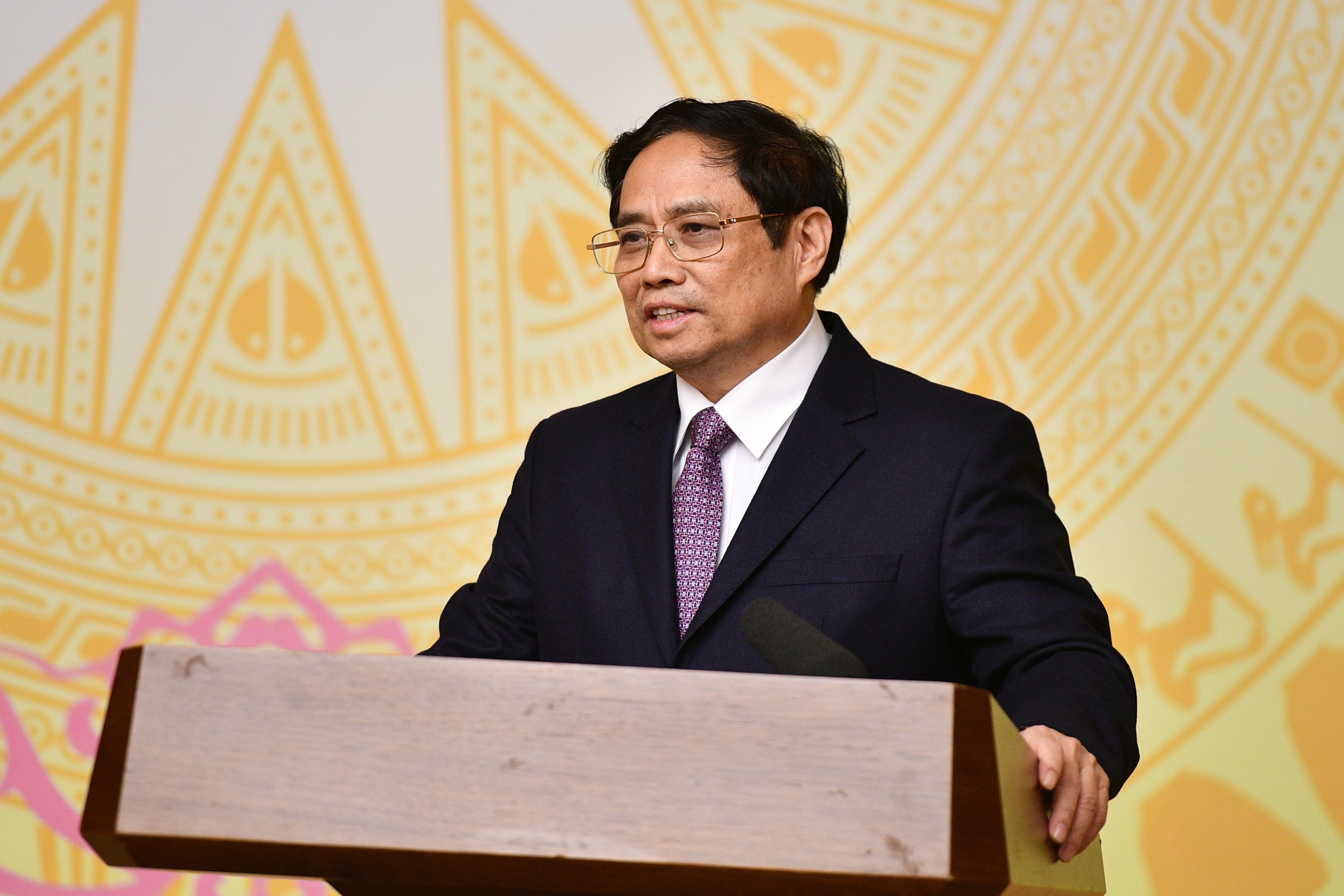 Thu tuong keu goi ho tro cho bong da nu anh 2