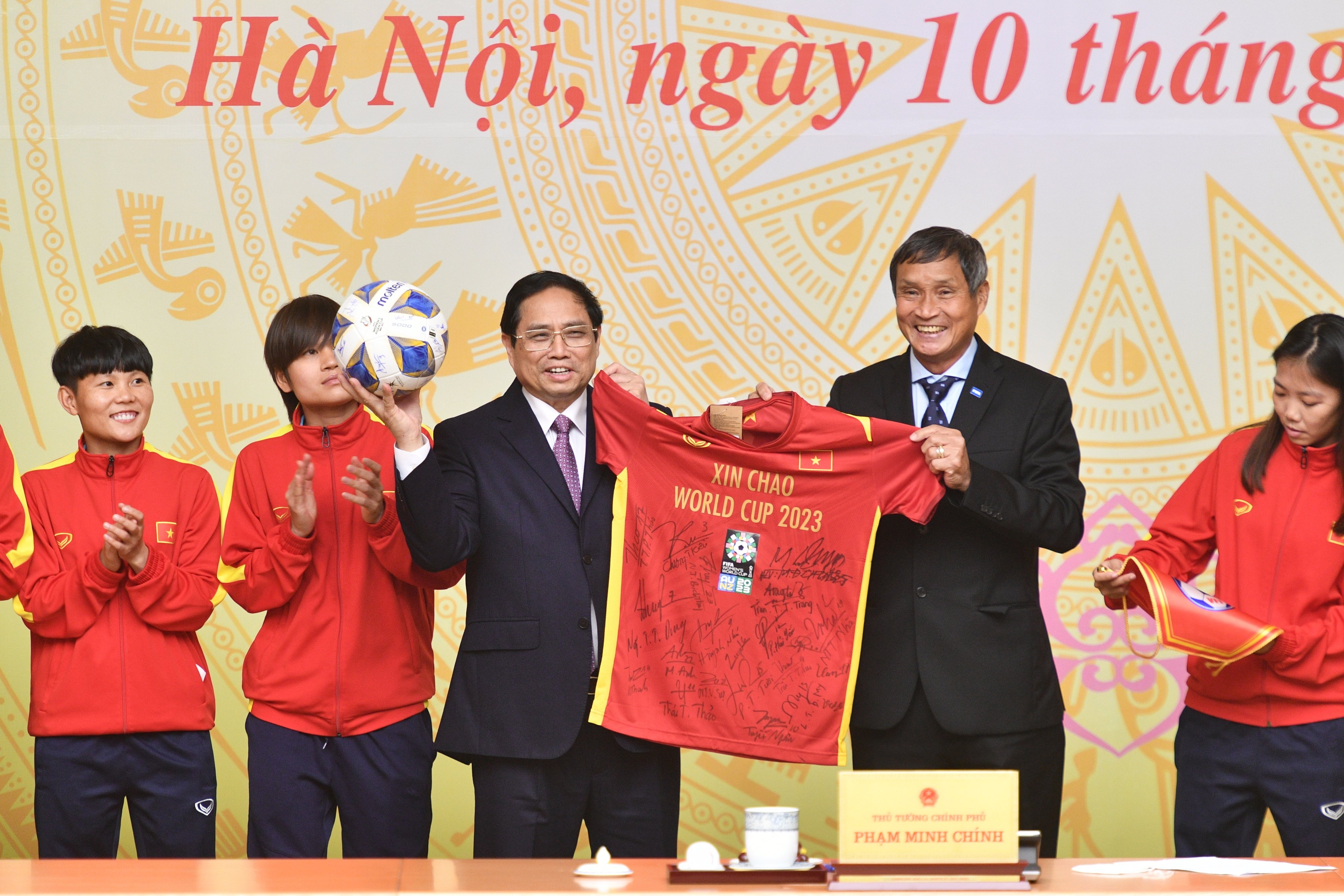 Tuyen nu Viet Nam nhan hon 10 ty tien thuong trong cuoc gap Thu tuong anh 8