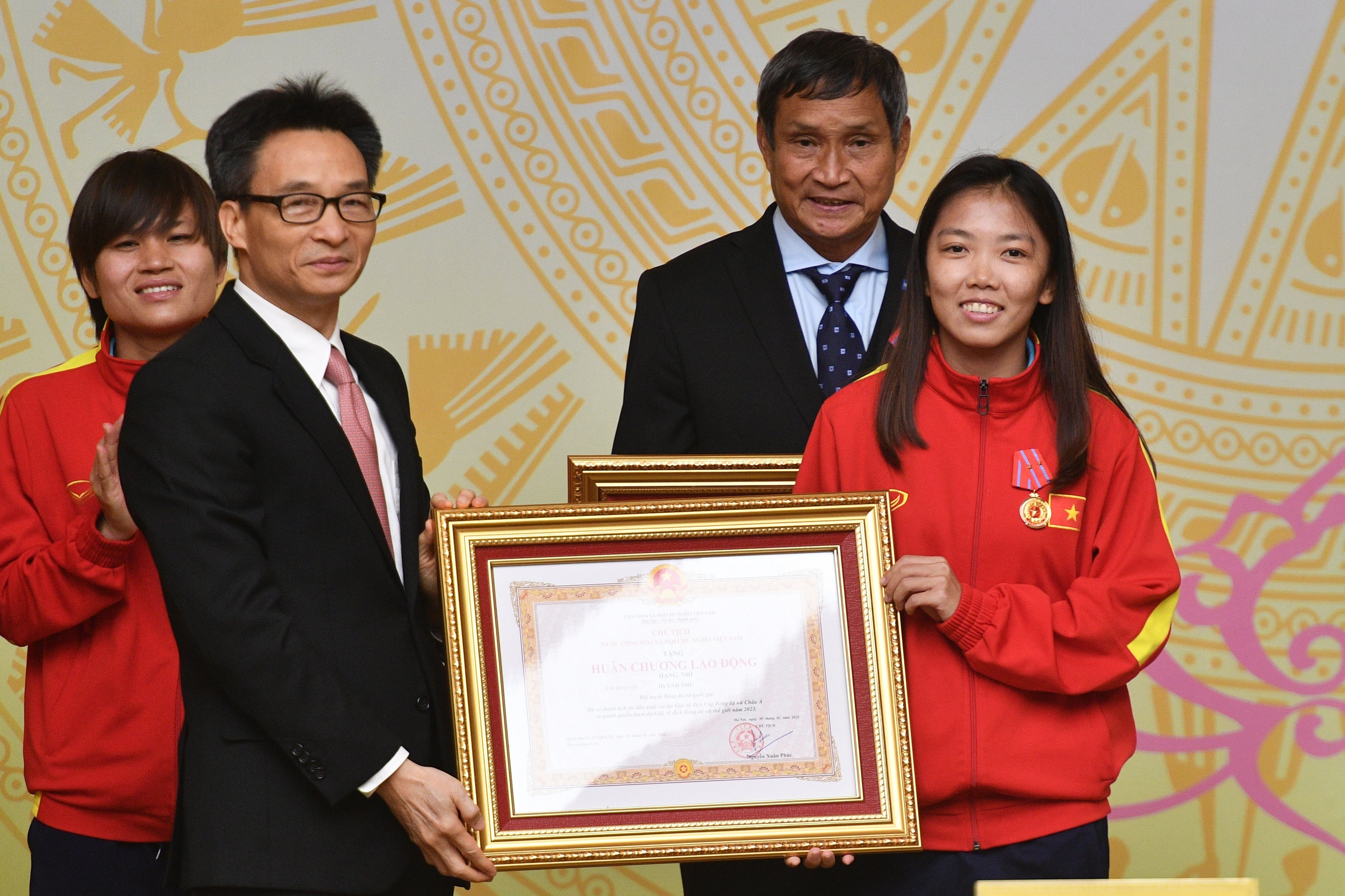 Tuyen nu Viet Nam nhan hon 10 ty tien thuong trong cuoc gap Thu tuong anh 5