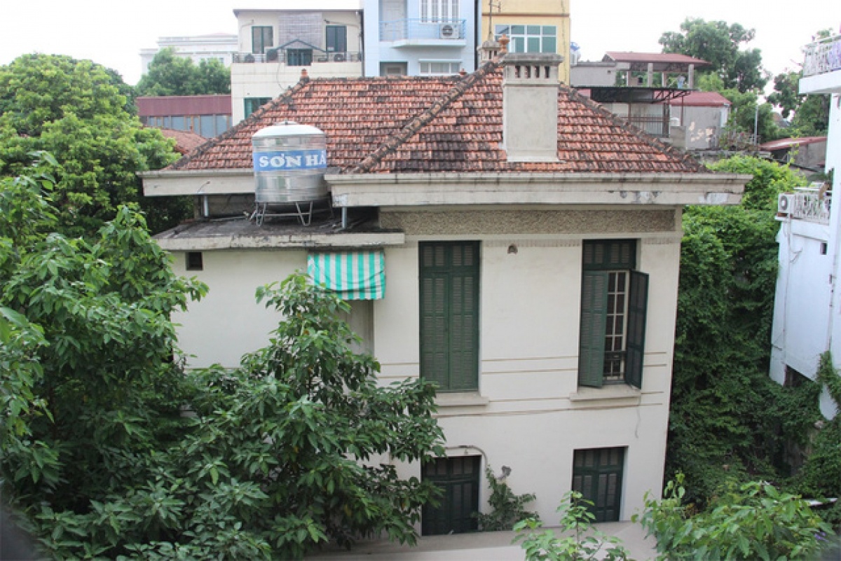 Uy vien Bo Chinh tri duoc thue biet thu cong vu rong 500 m2 hinh anh