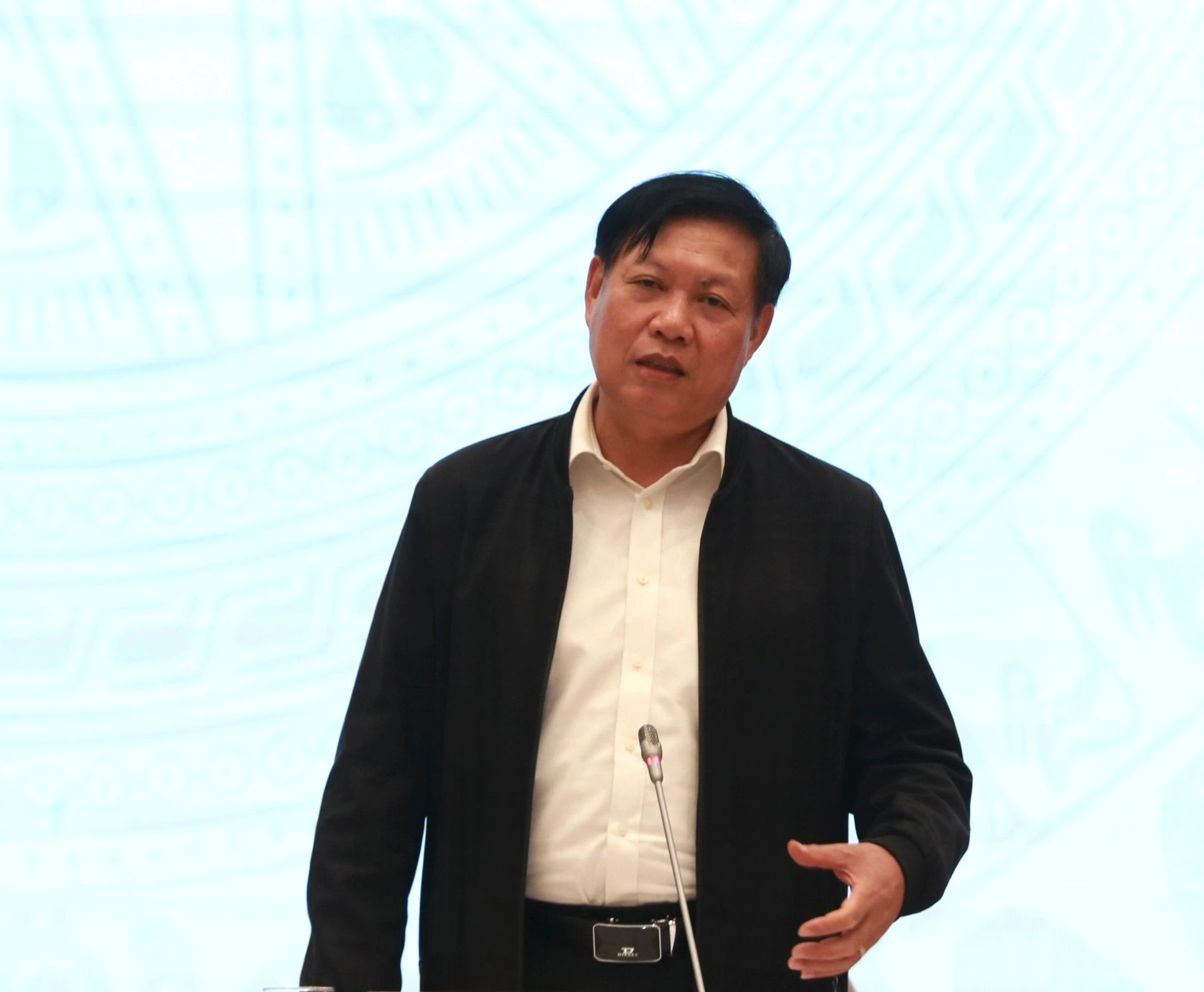 lo vaccine Moderna dau tien tiem cho tre anh 2