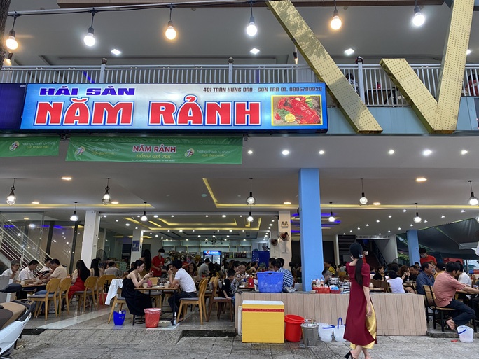 An hai san hon 2 trieu, khach nhan phieu tinh tien tren 3 trieu dong hinh anh