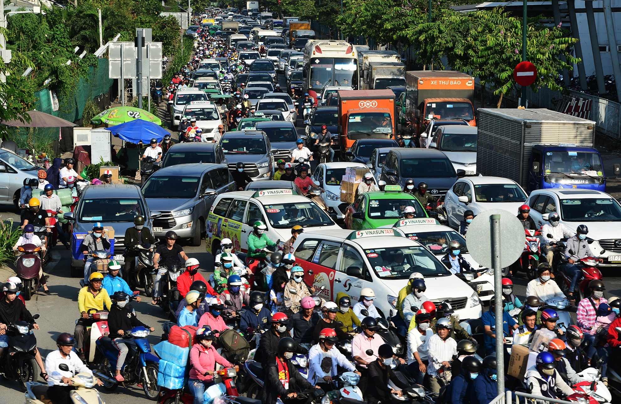 co che dac thu xay duong vanh dai 3 TP.HCM anh 2