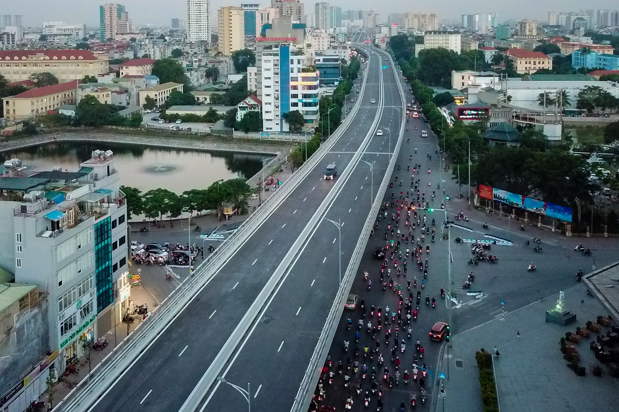 TP.HCM va Ha Noi se co them 2 duong vanh dai vao nam 2025, 2026 hinh anh