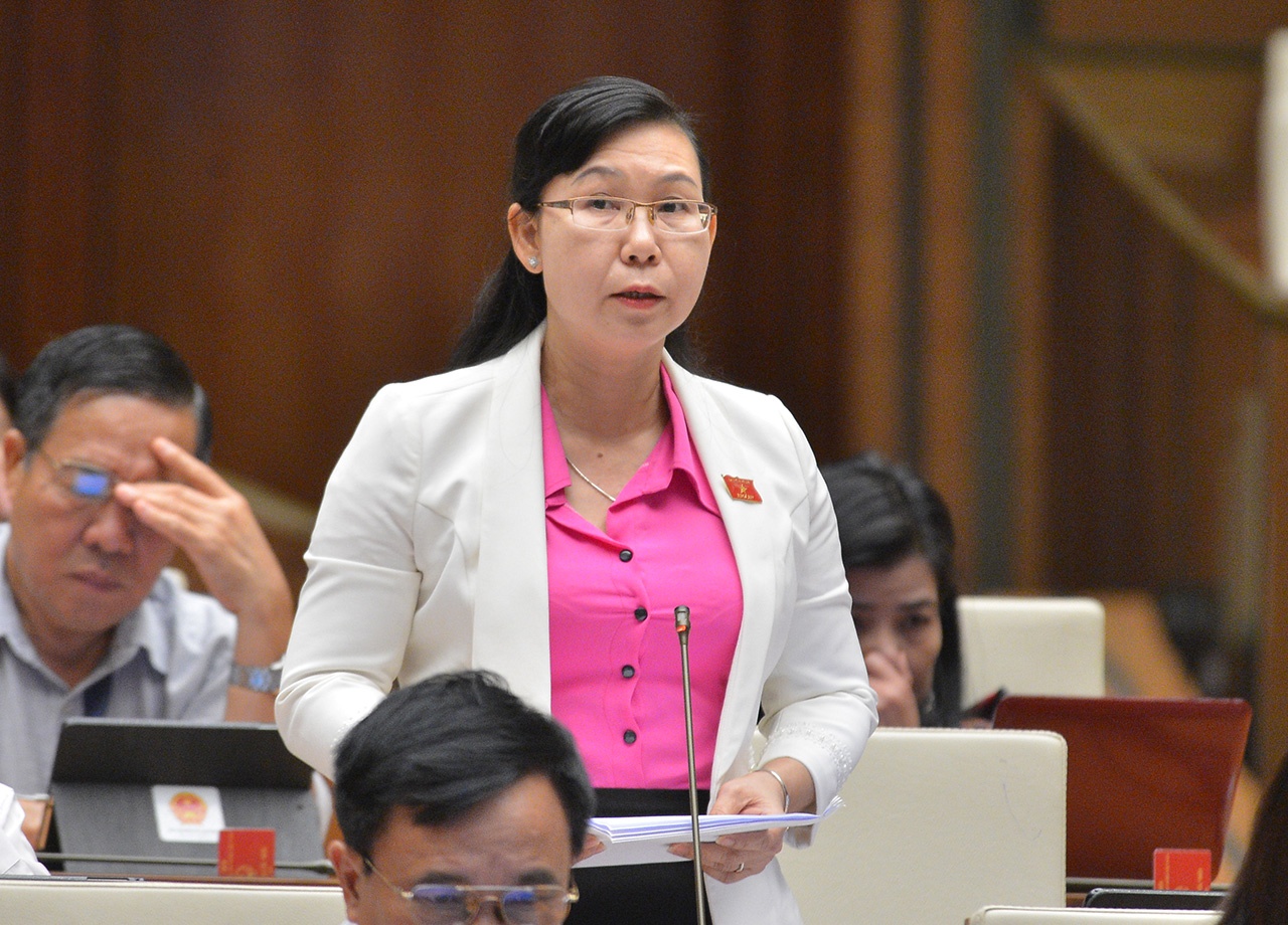 Cac hanh vi duoc coi la bao luc gia dinh anh 1