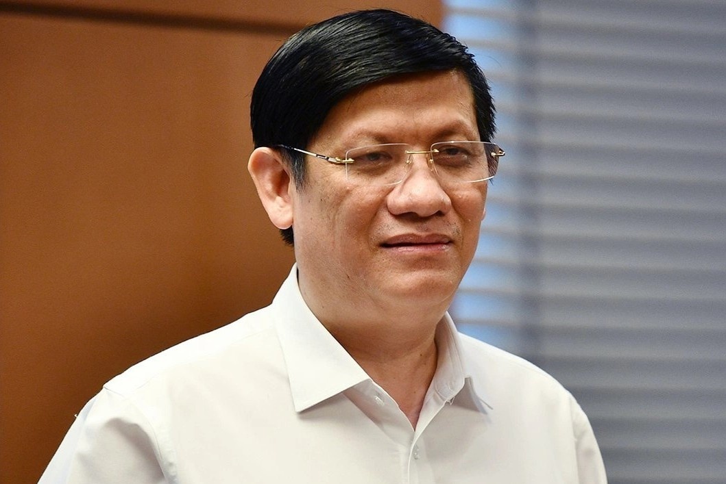 Ong Nguyen Thanh Long bi cach chuc Bo truong Y te hinh anh