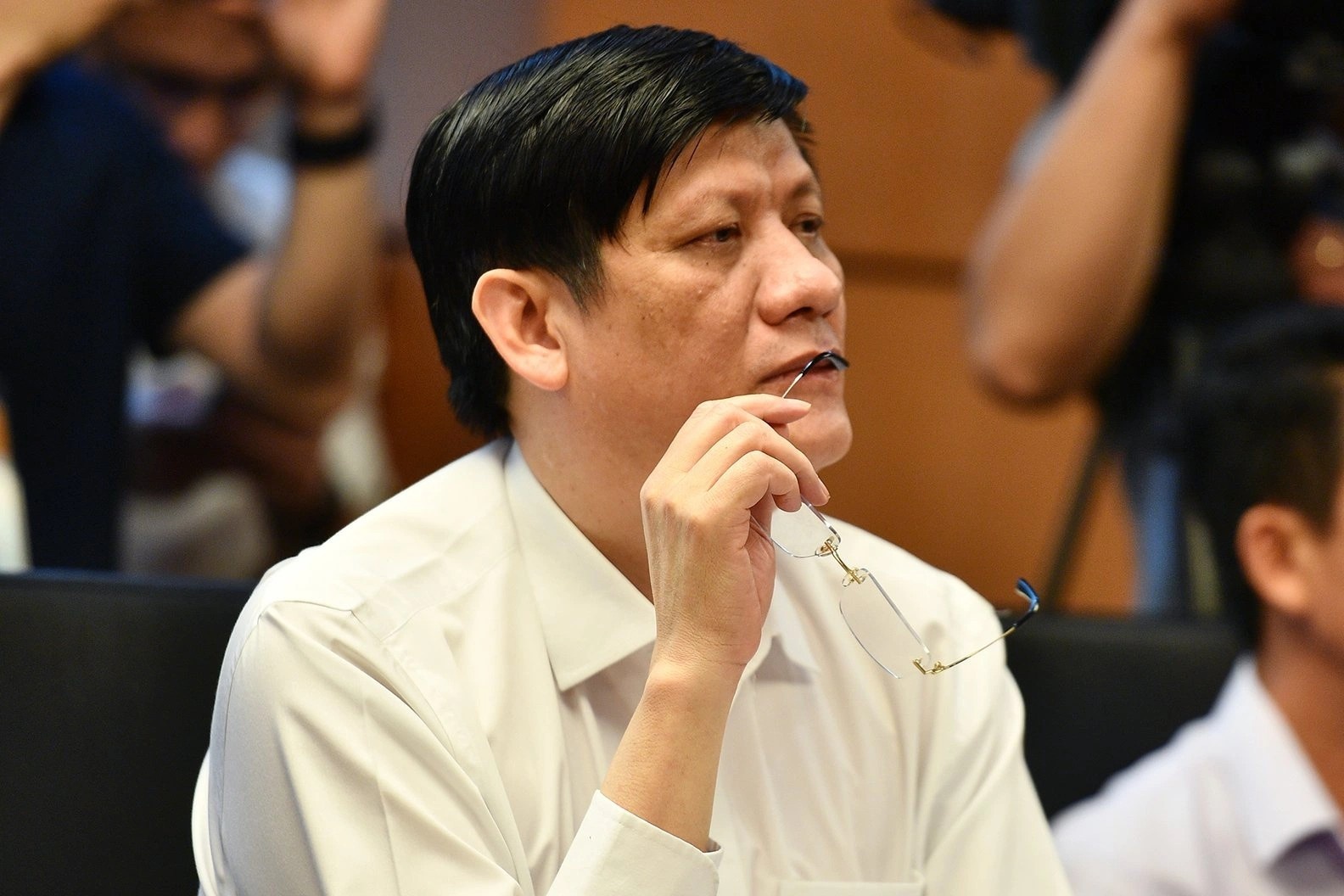 Quoc hoi xem xet bai nhiem tu cach dai bieu ong Nguyen Thanh Long hinh anh