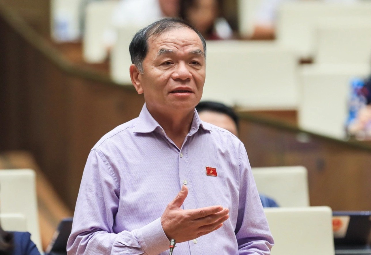 Quoc hoi tranh luan viec dua cong an,  kiem toan vao du an giao thong anh 2