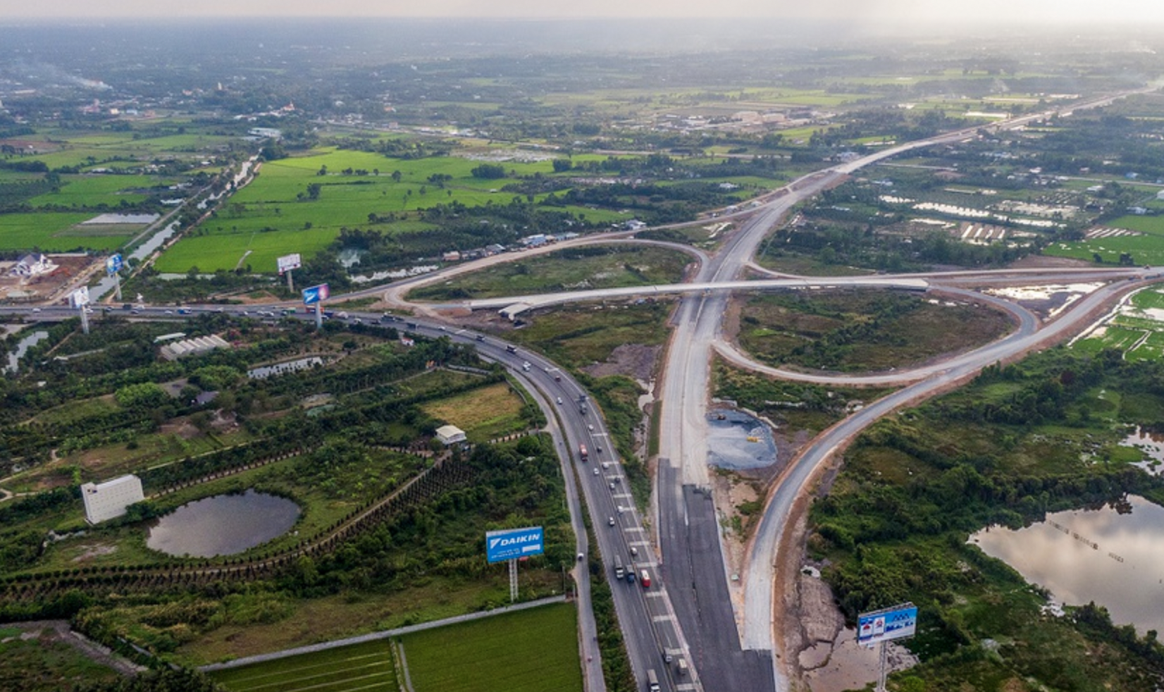 Het nhiem ky, DBSCL se co 500 km duong cao toc hinh anh