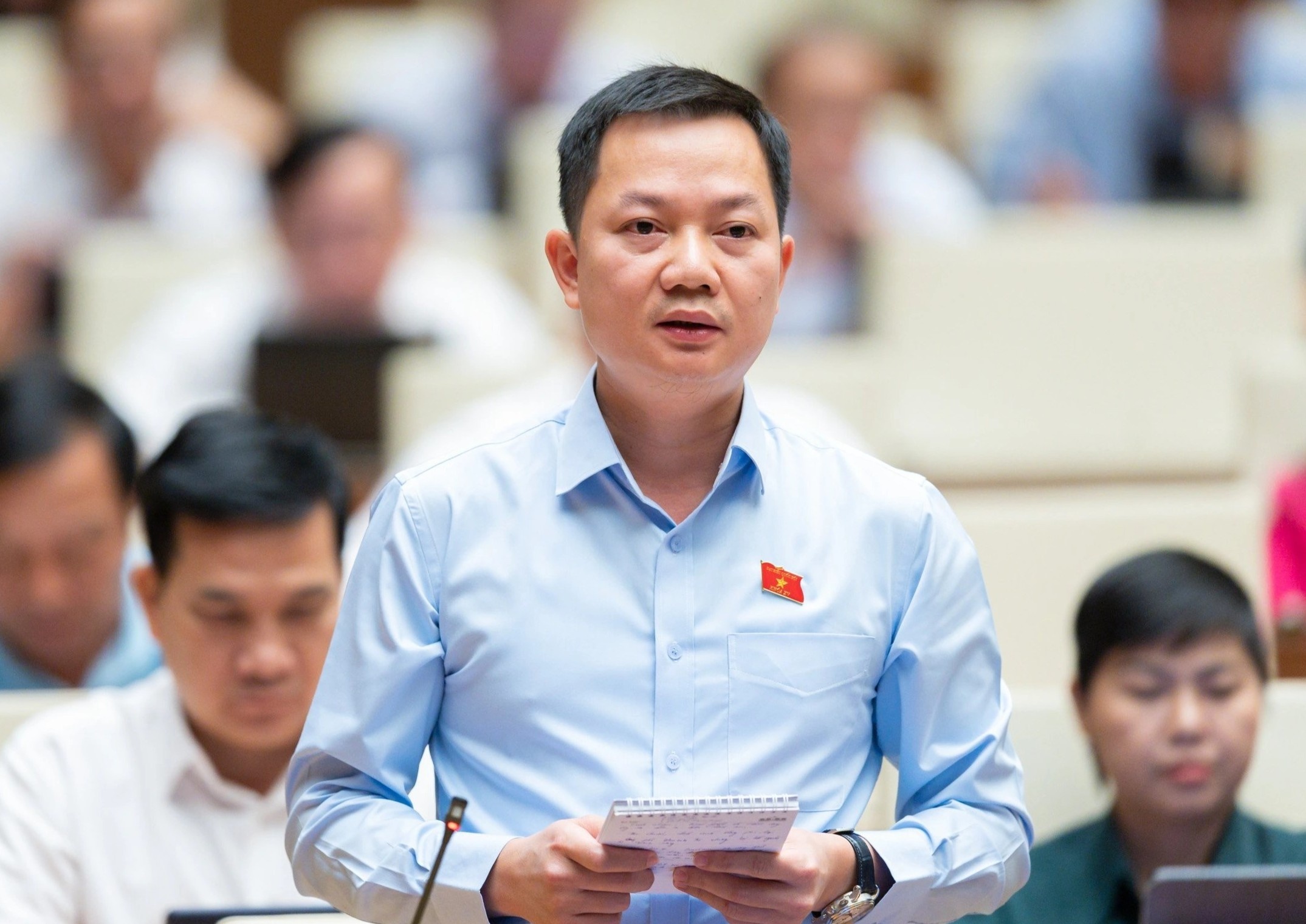 DBQH de nghi chi ro trach nhiem khi hang chuc nghin ty bi lang phi hinh anh