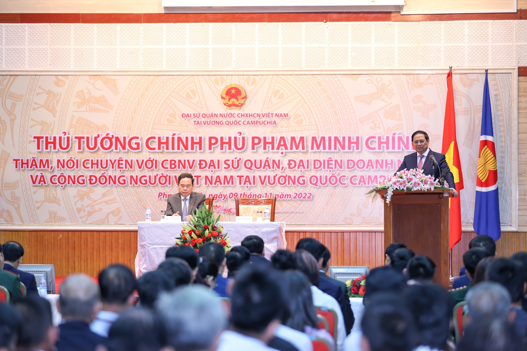 Thu tuong gap kieu bao anh 3