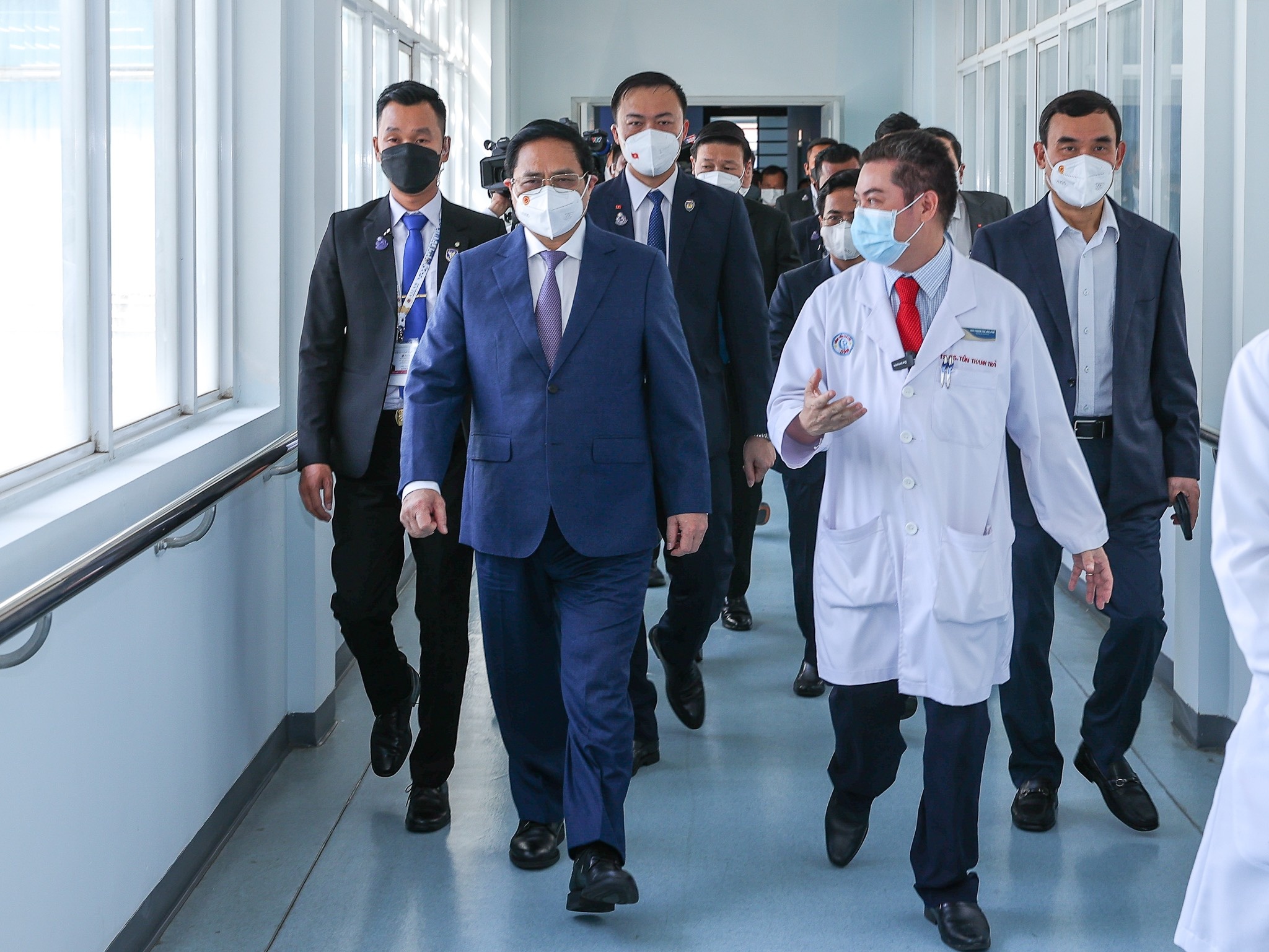 Thu tuong tham Campuchia anh 2