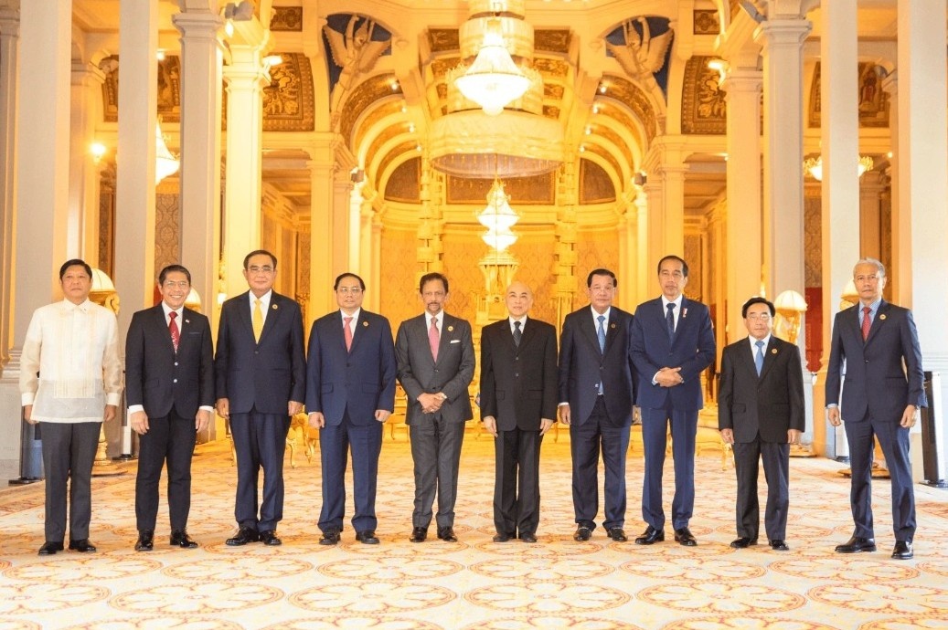 Hoi nghi Cap cao ASEAN anh 2