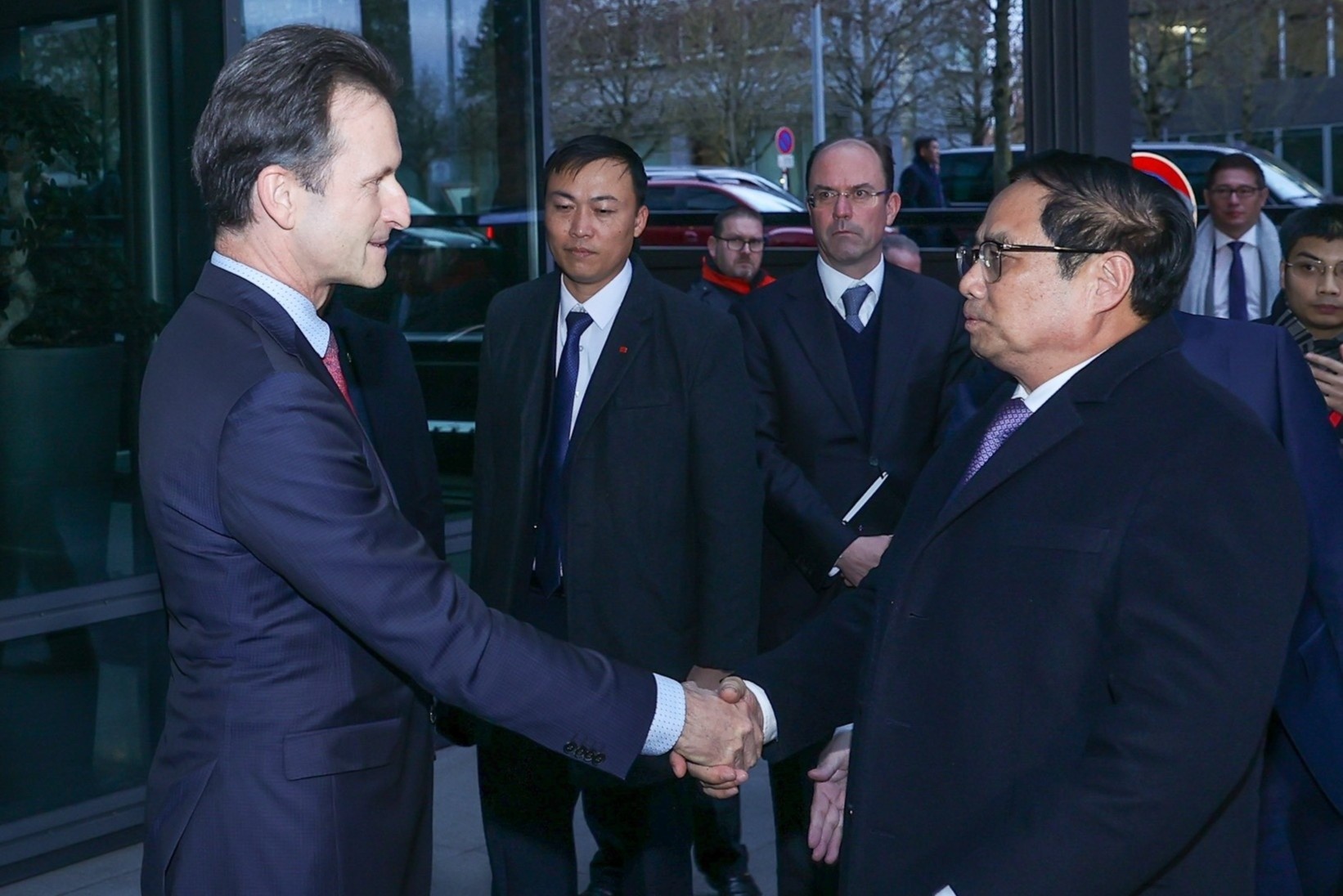 Thu tuong ly giai viec Nha nuoc dieu chinh thi truong xang dau hinh anh