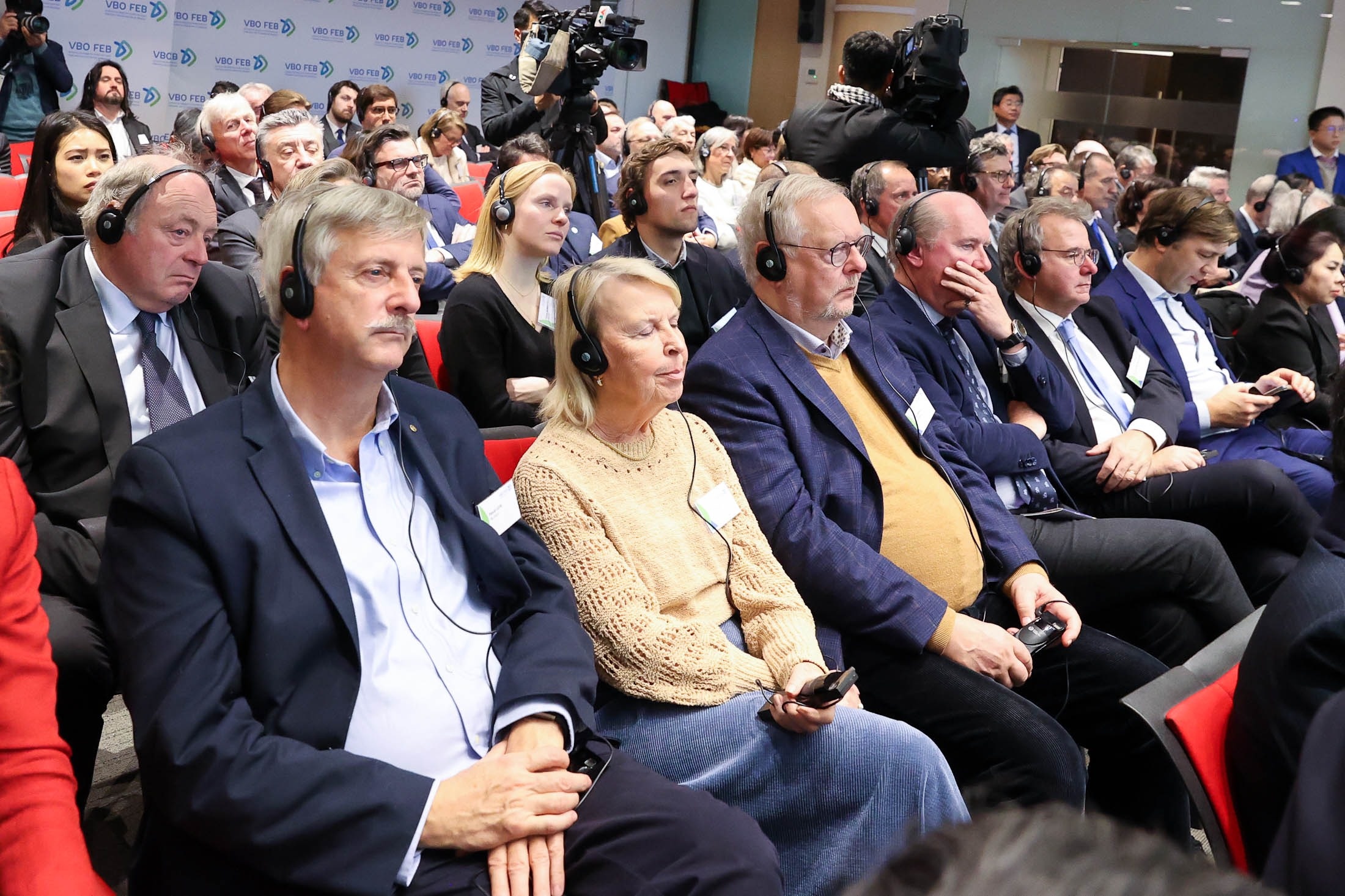 keu goi dau tu anh 2